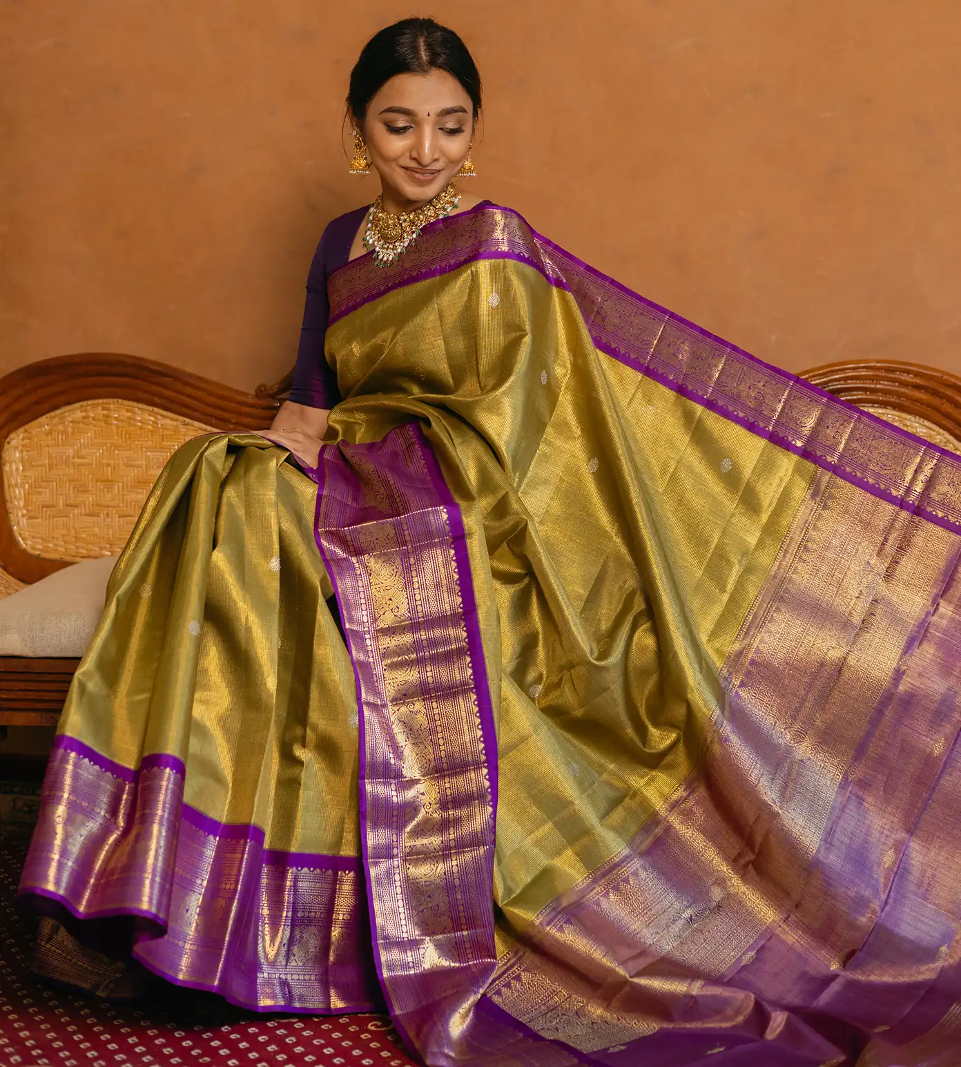 green-kanchipuram-silk-saree-d12143426-d