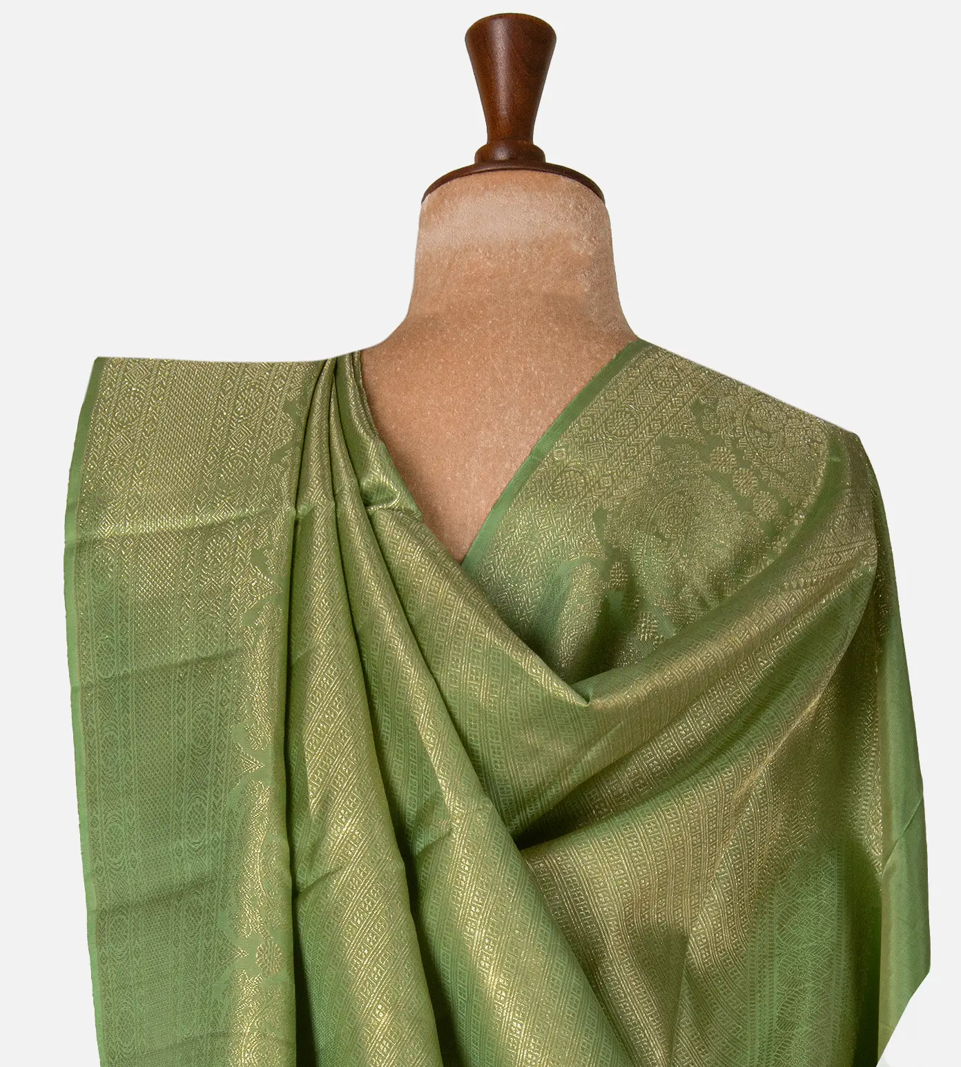 light-green-kanchipuram-silk-saree-d12140934-c