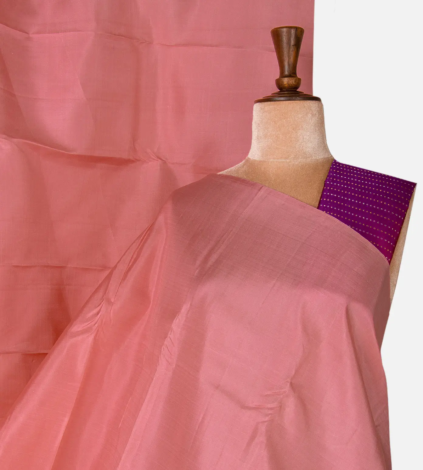 salmon-pink-kanchipuram-silk-saree-e01144412-a