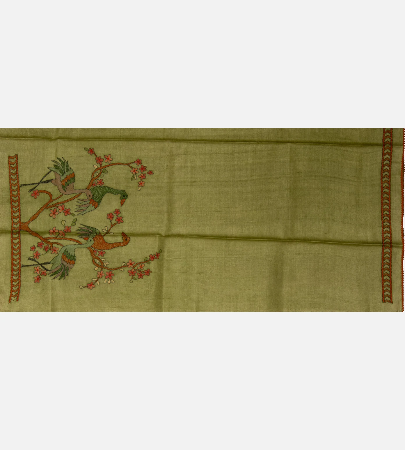 light-green-tussar-saree-d09124285-d