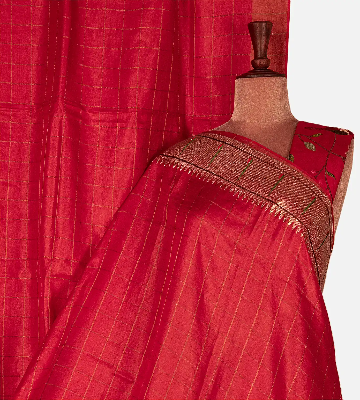 red-tussar-saree-e01145963-a