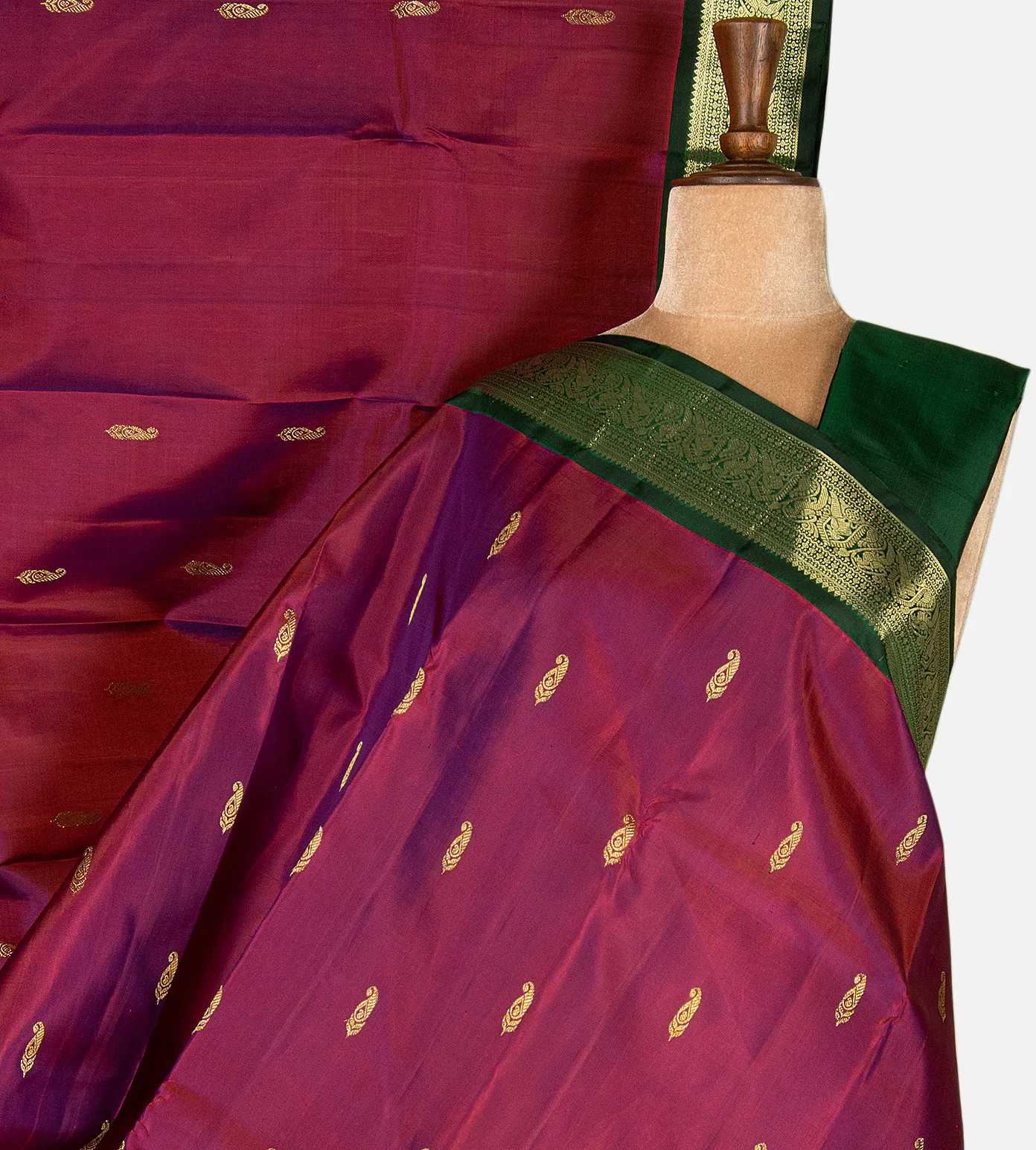 dark-pink-kanchipuram-silk-saree-d11139745-a