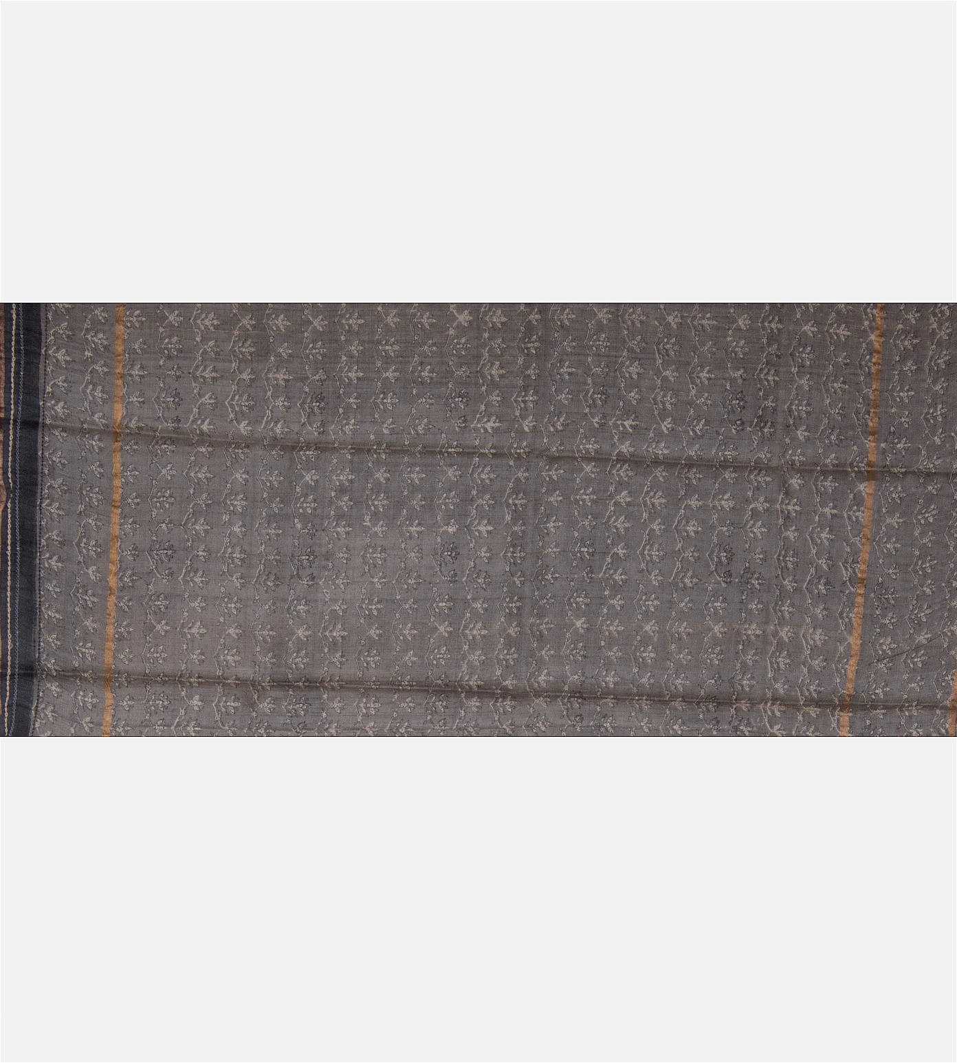 grey-tussar-printed-saree-c1179970-d