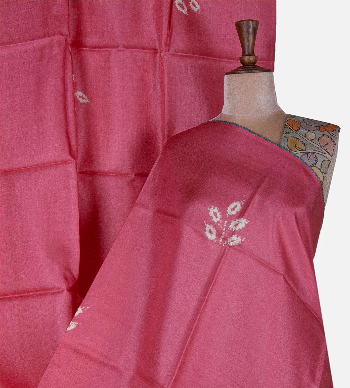 pink-shibori-tussar-printed-saree-d09127608-a