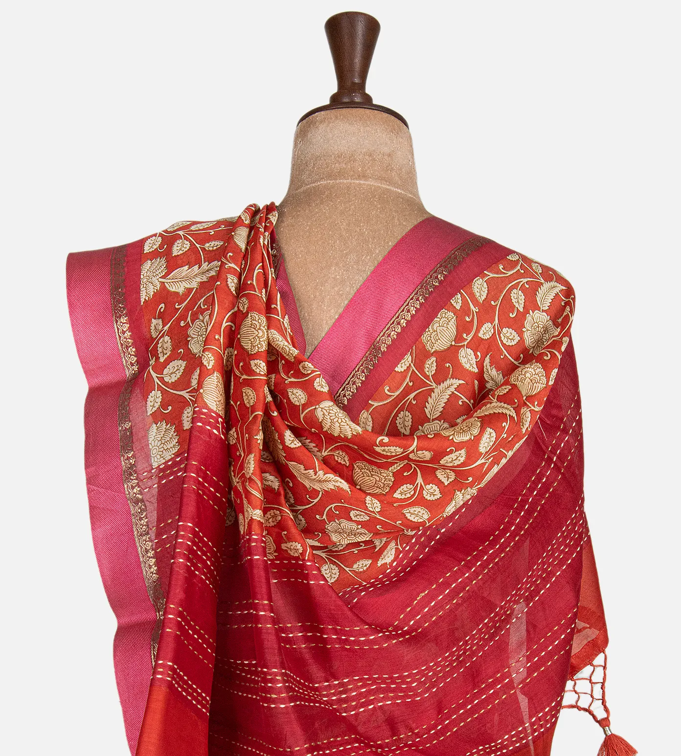 red-chanderi-cotton-saree-e01145412-c