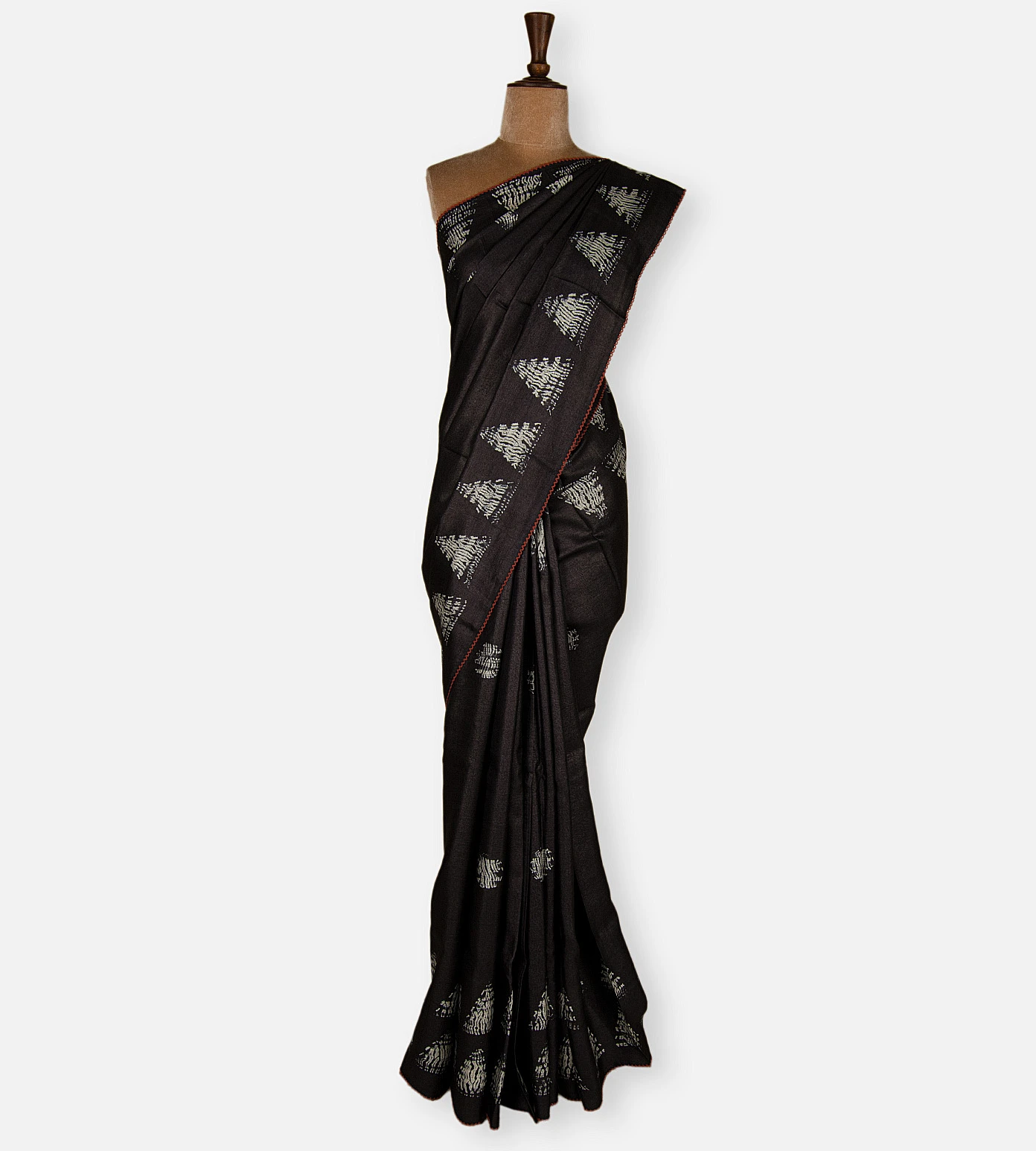 black-shibori-tussar-saree-d07115498-b