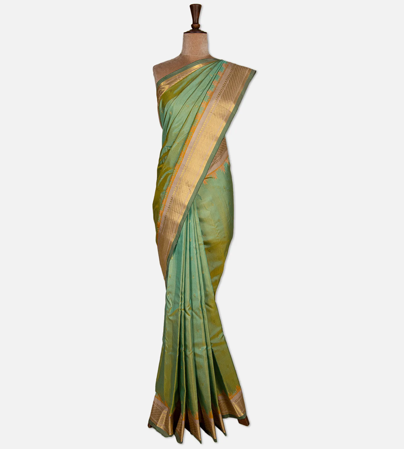 green-gadwal-silk-saree-d11136930-b