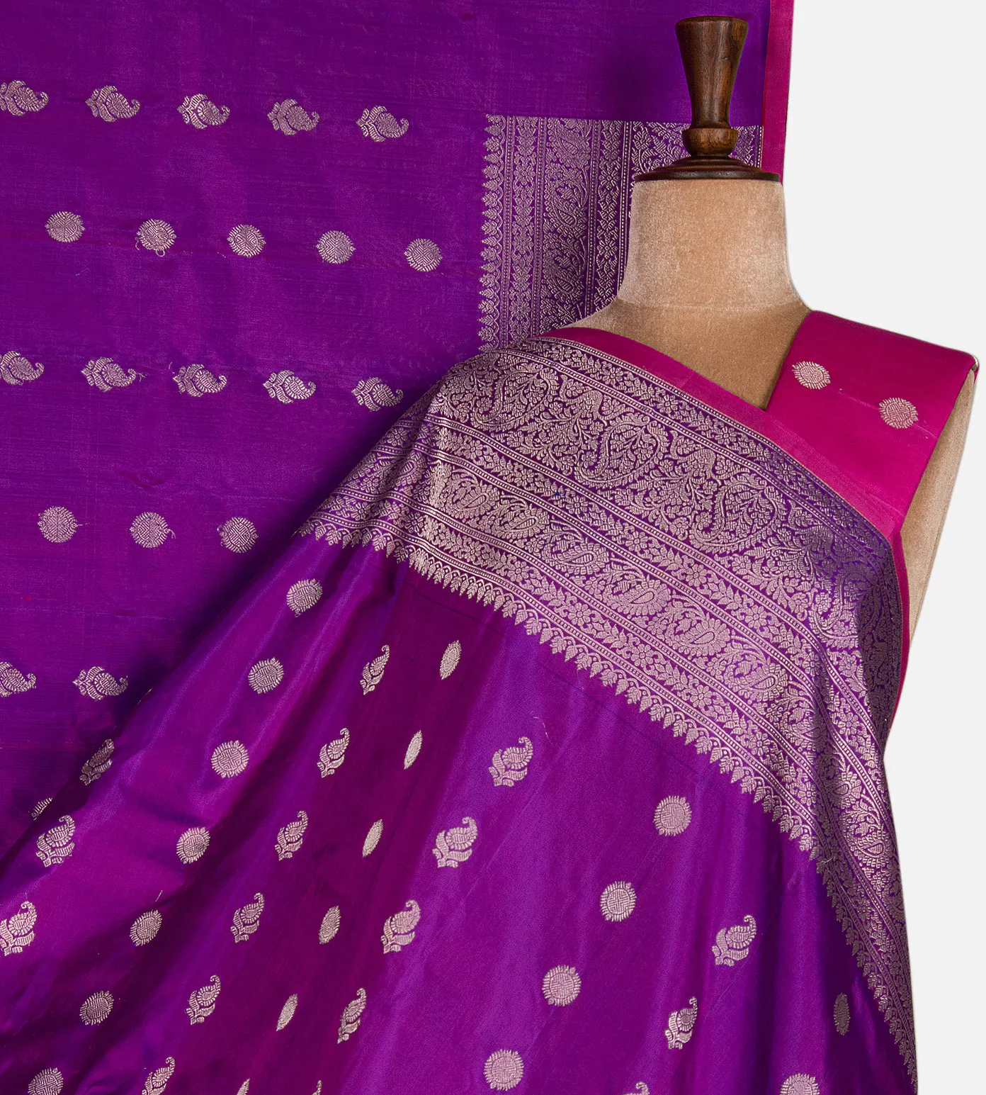 purple-gadwal-silk-saree-d11136915-a