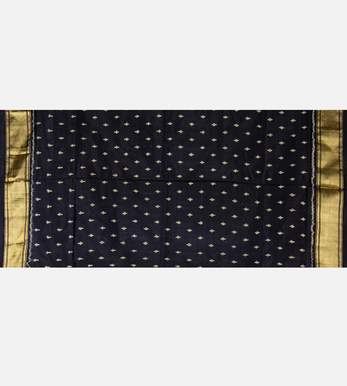 dark-grey-saree-d09120692-d