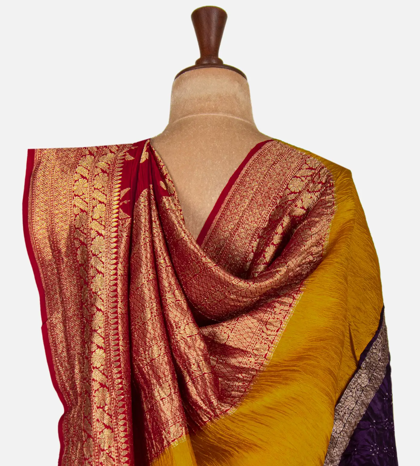 red-banarasi-tussar-saree-e01146515-c