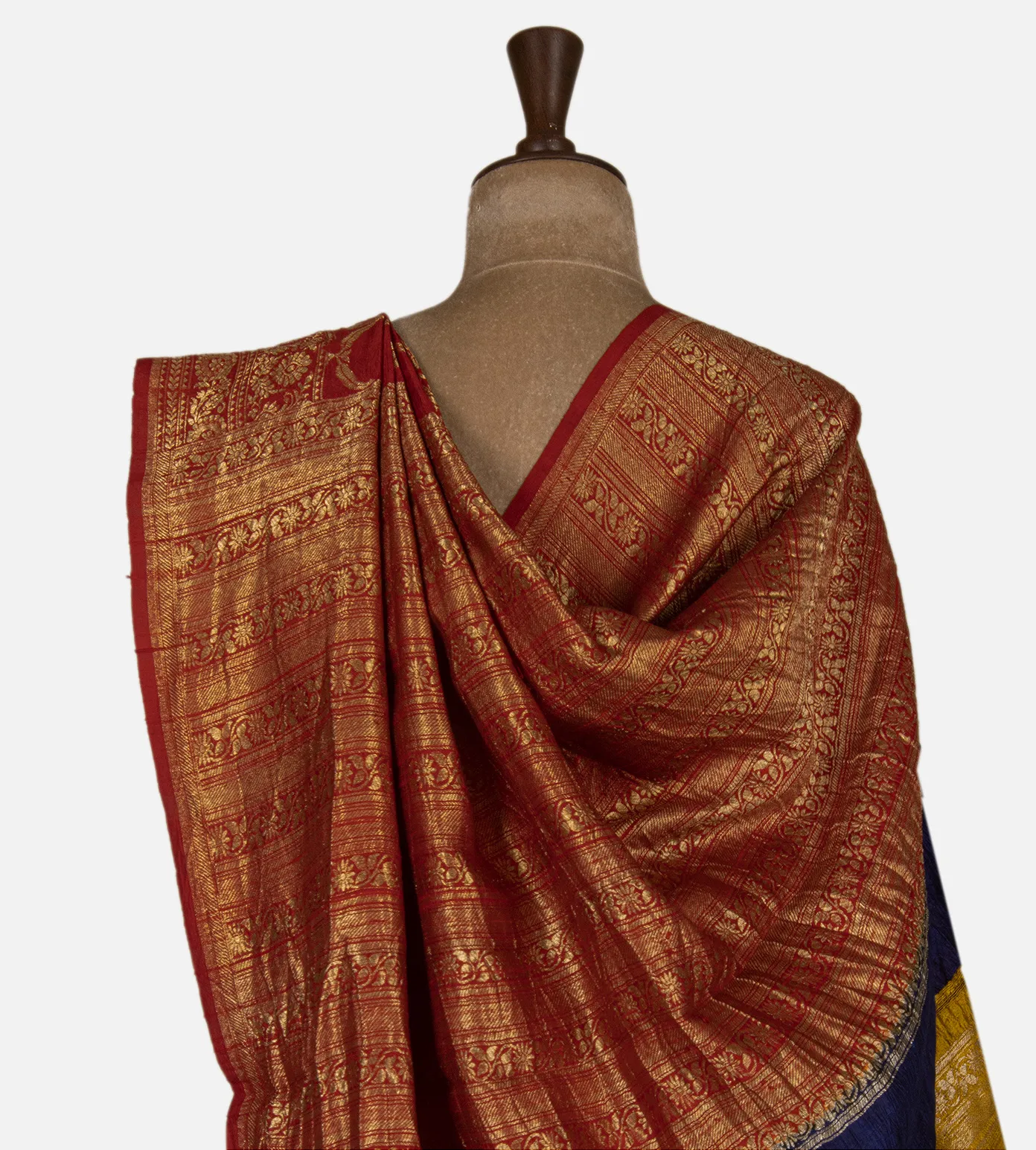 red-banarasi-tussar-saree-d11138536-c