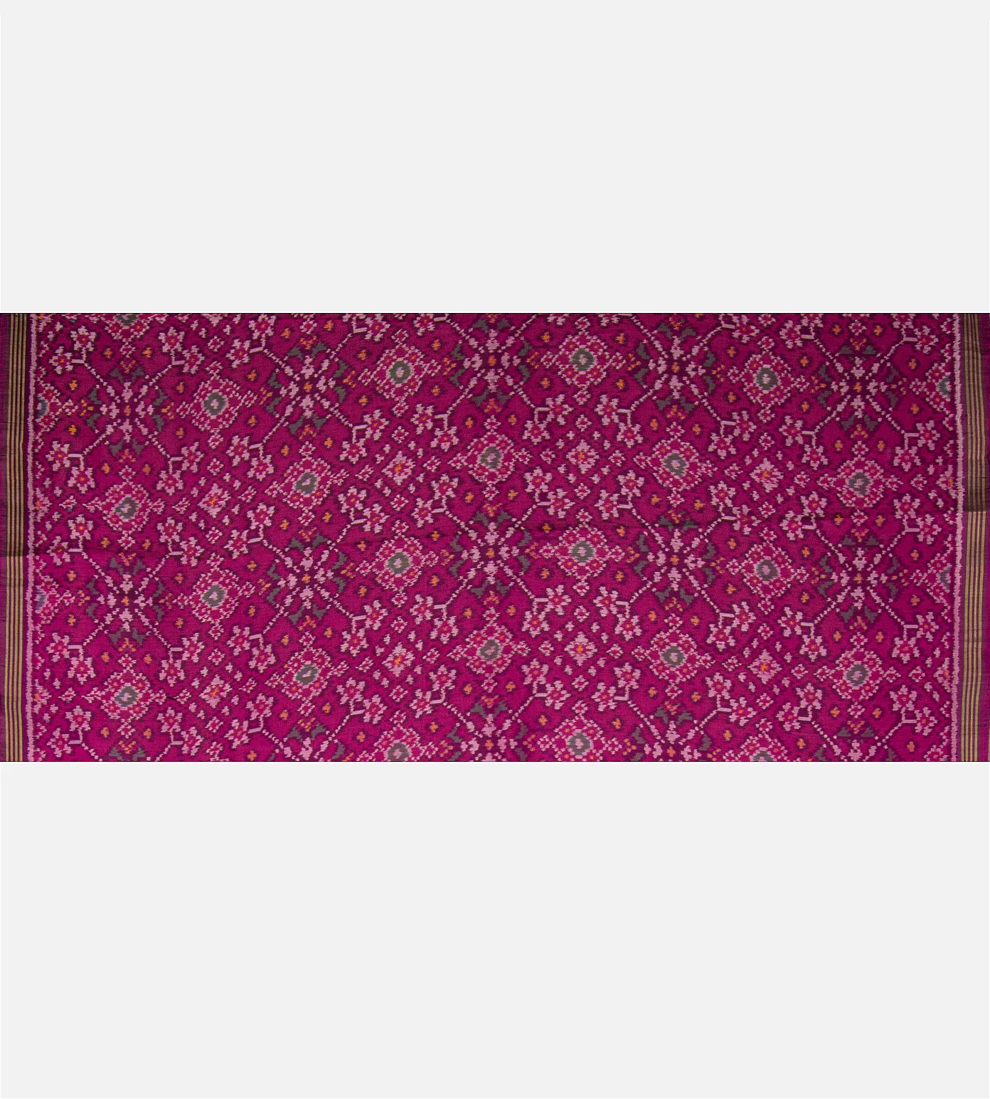 green-banarasi-kattan-silk-saree-e01146377-d