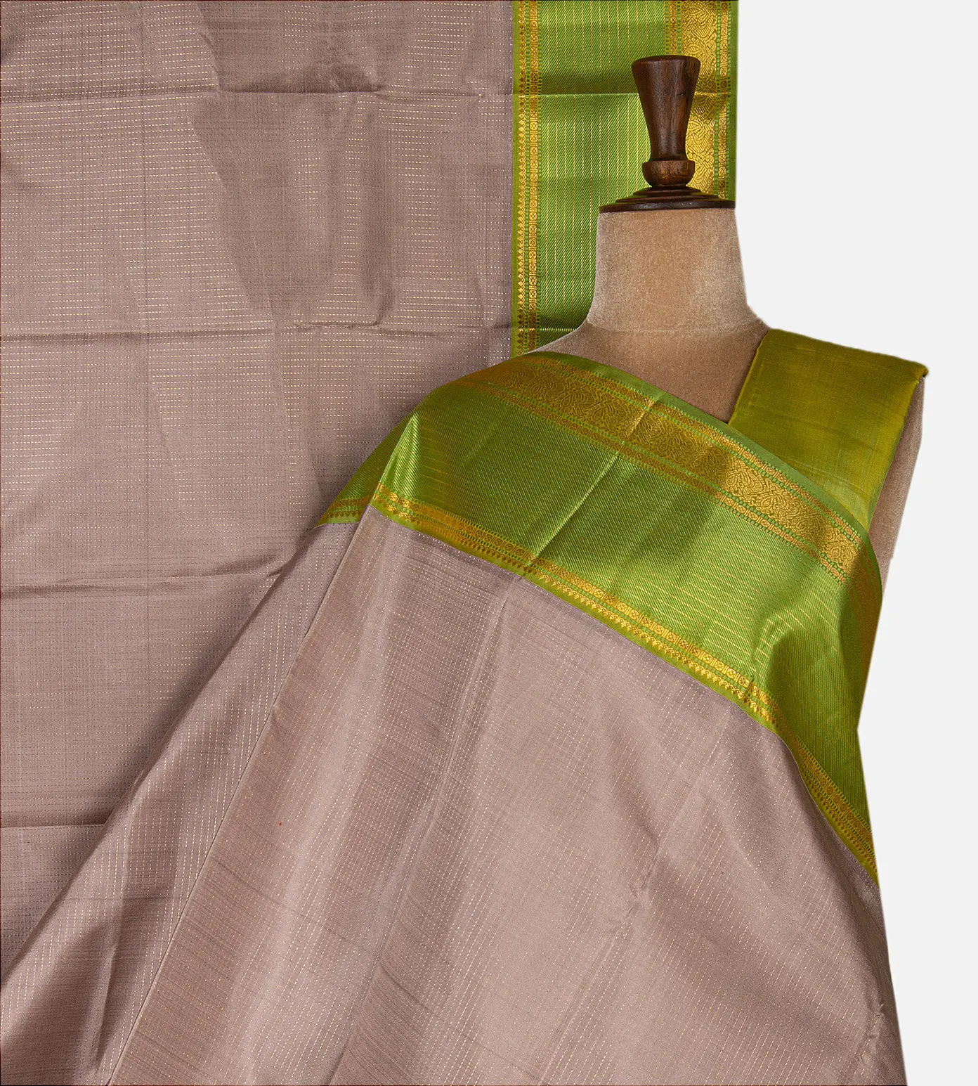 light-brown-kanchipuram-silk-saree-e01144932-a