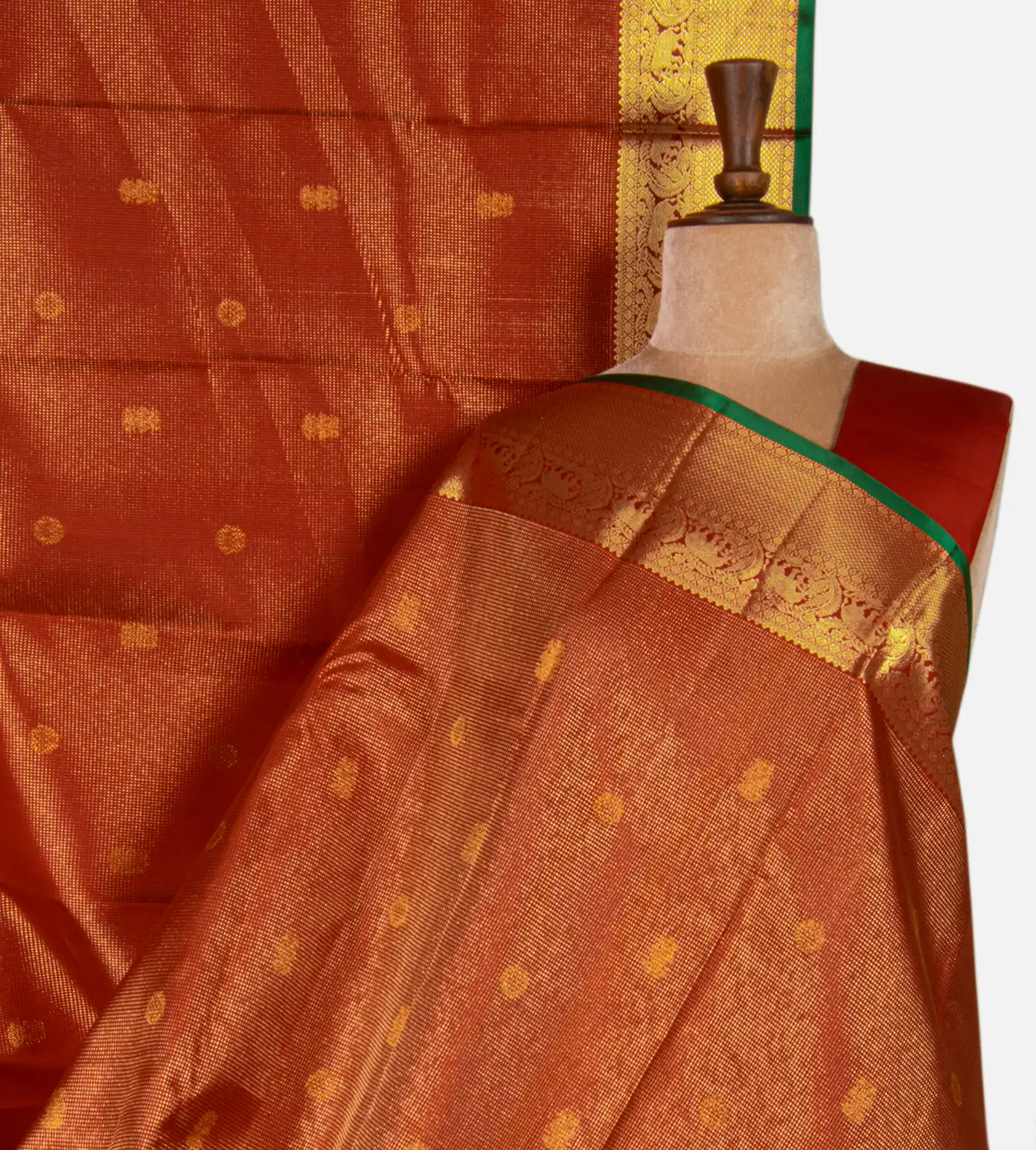 red-kanchipuram-silk-saree-e01147150-a