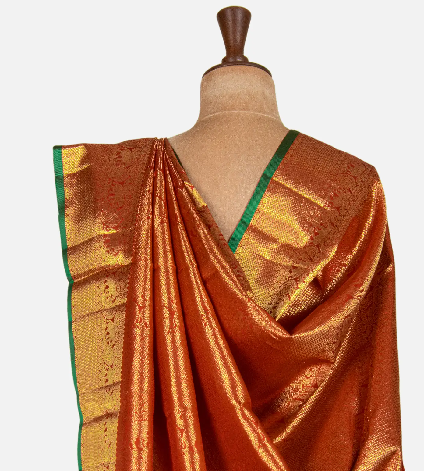 red-kanchipuram-silk-saree-e01147150-c