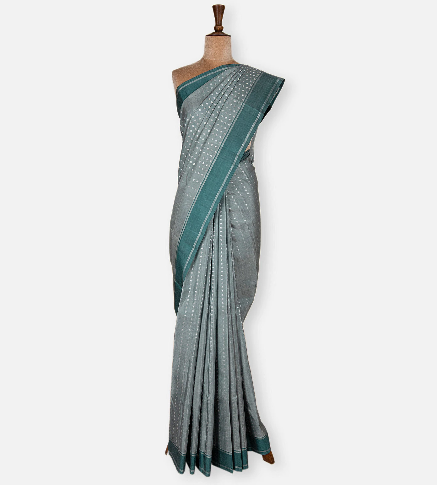 pastel-blue-kanchipuram-silk-saree-d07115718-b