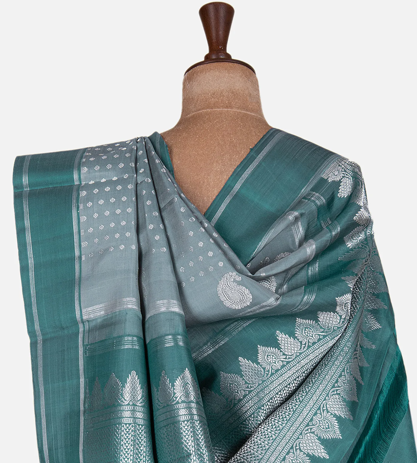 pastel-blue-kanchipuram-silk-saree-d07115718-c