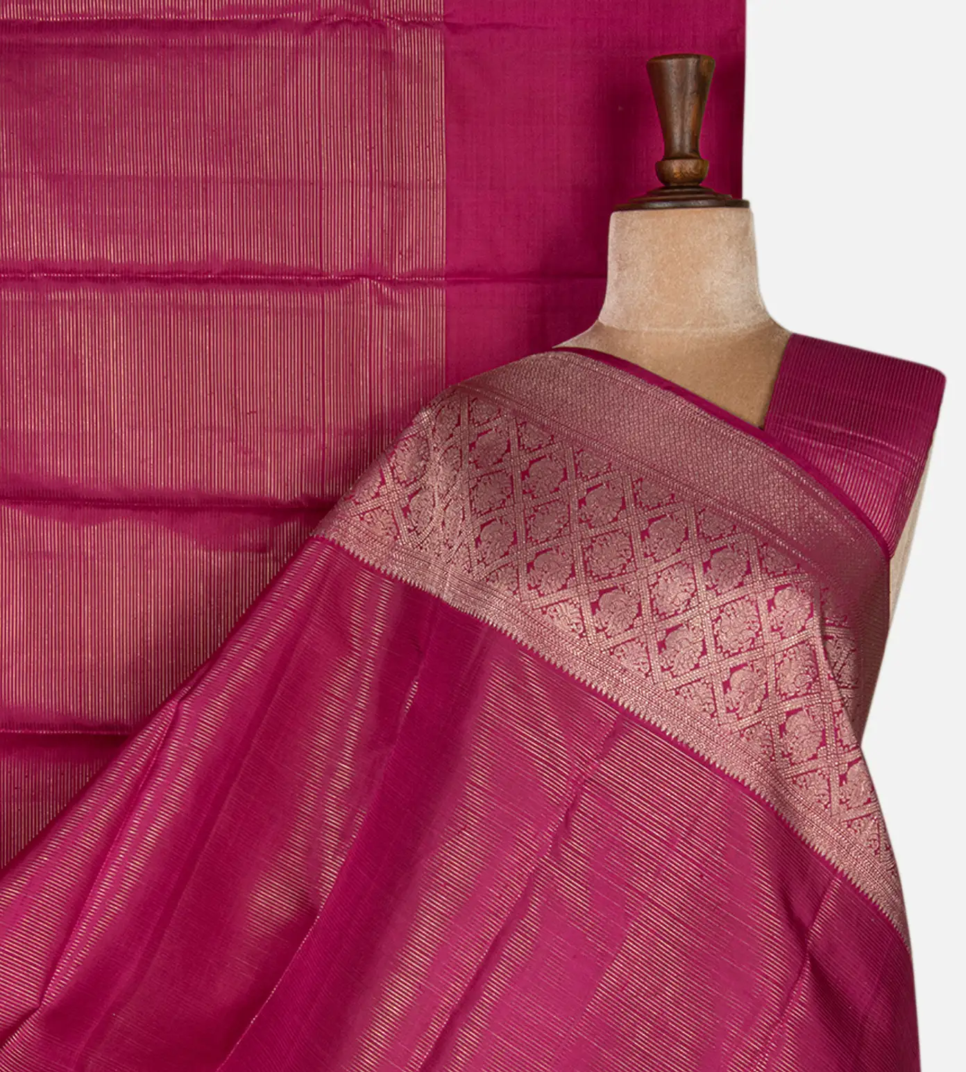 pink-kanchipuram-silk-saree-d10132286-a