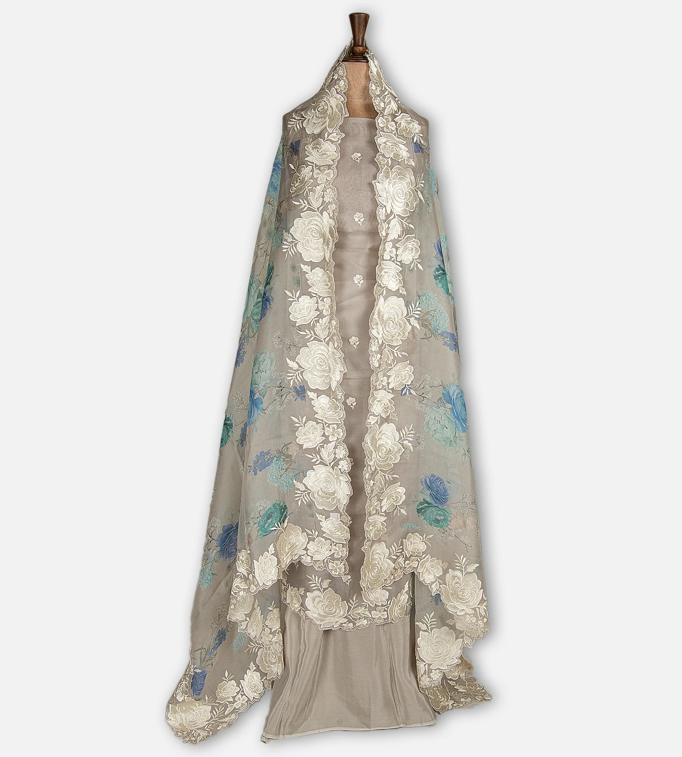 grey-organza-salwar-e01146937-c