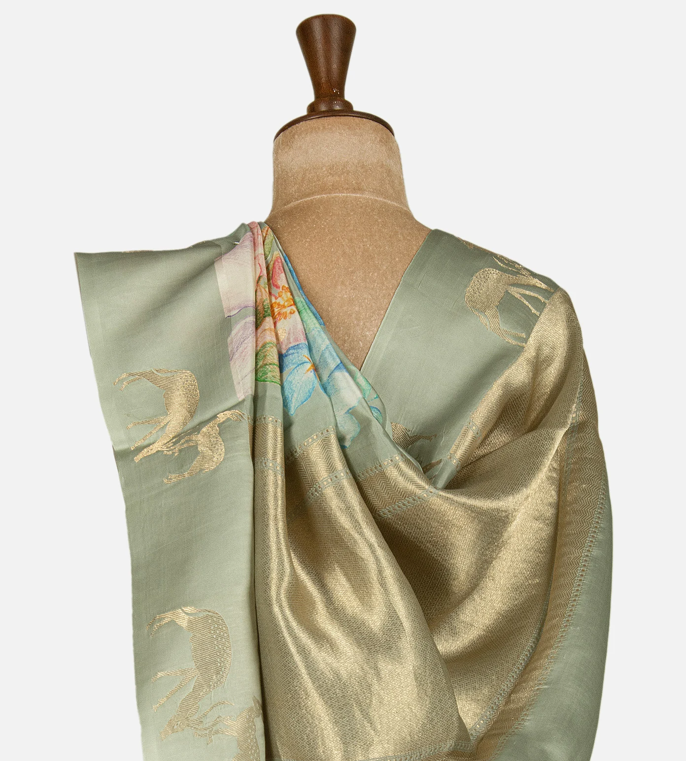 light-green-banaras-kattan-silk-saree-d07114714-c