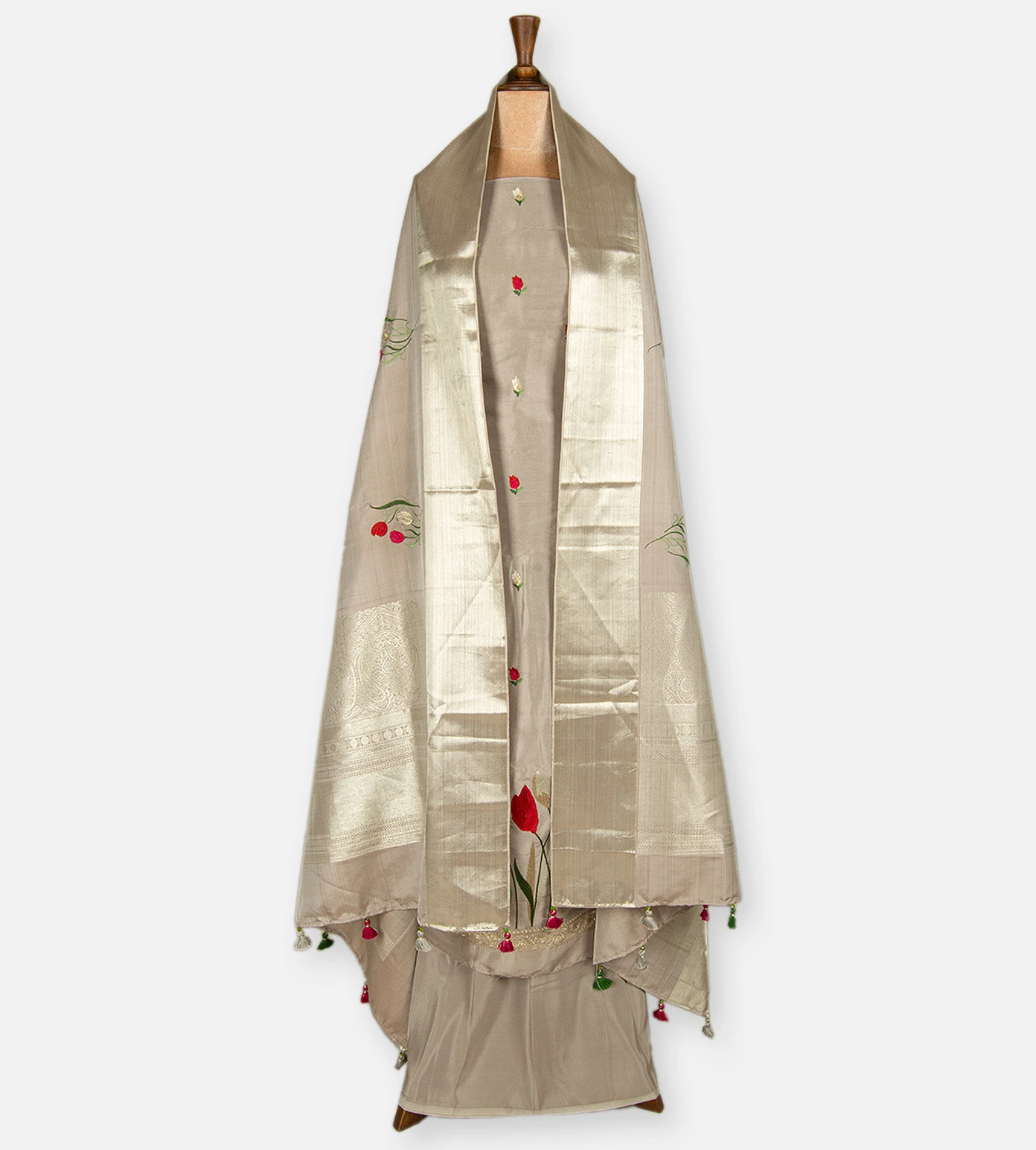 creme-banarasi-crepe-salwar-d12143502-c