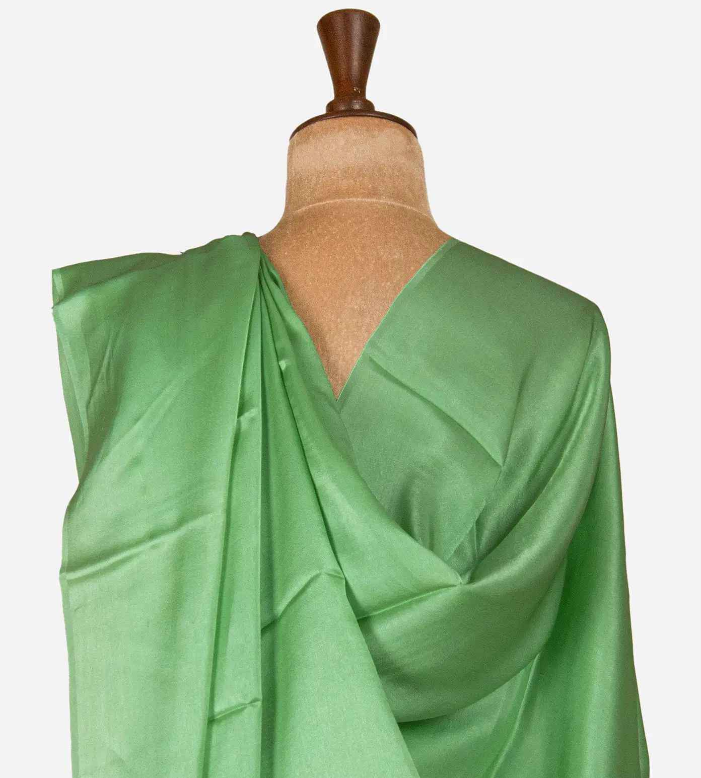 green-satin-crepe-saree-d11139717-c