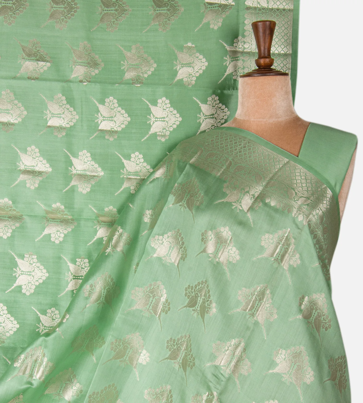 green-chaniya-silk-saree-d08118167-a