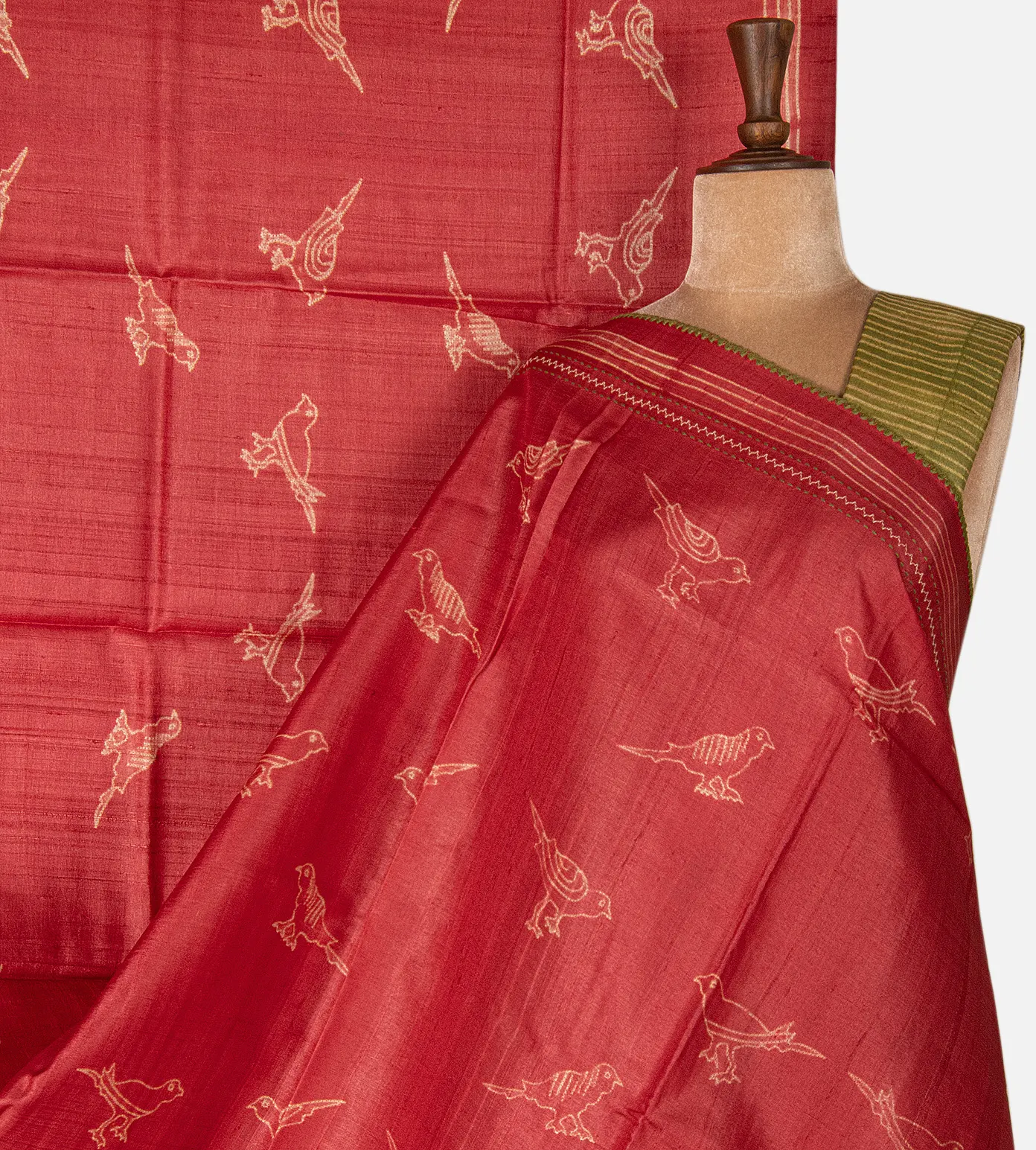 red-shibori-tussar-saree-d09124518-a