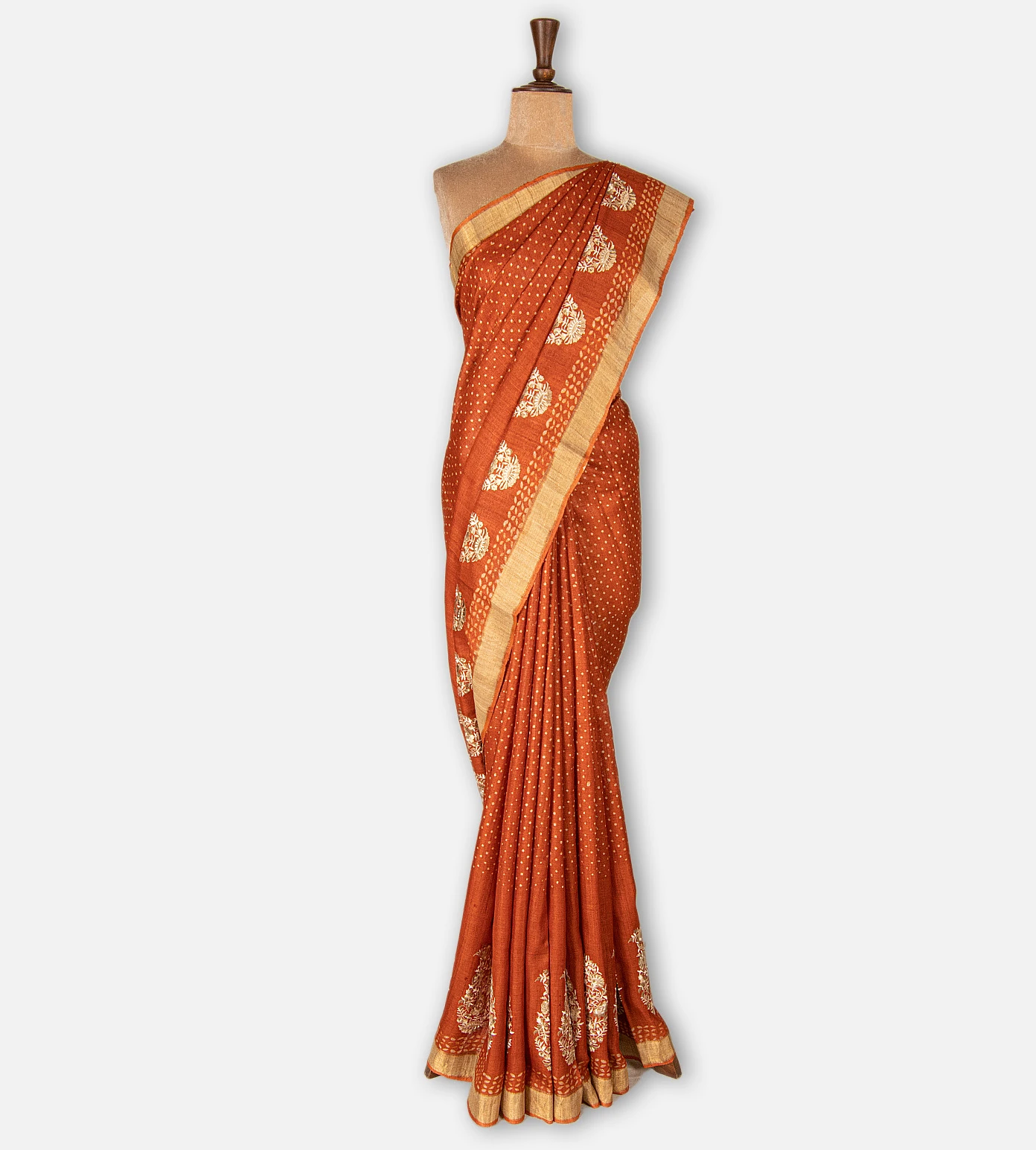orange-tussar-embroidery-saree-d09124365-b