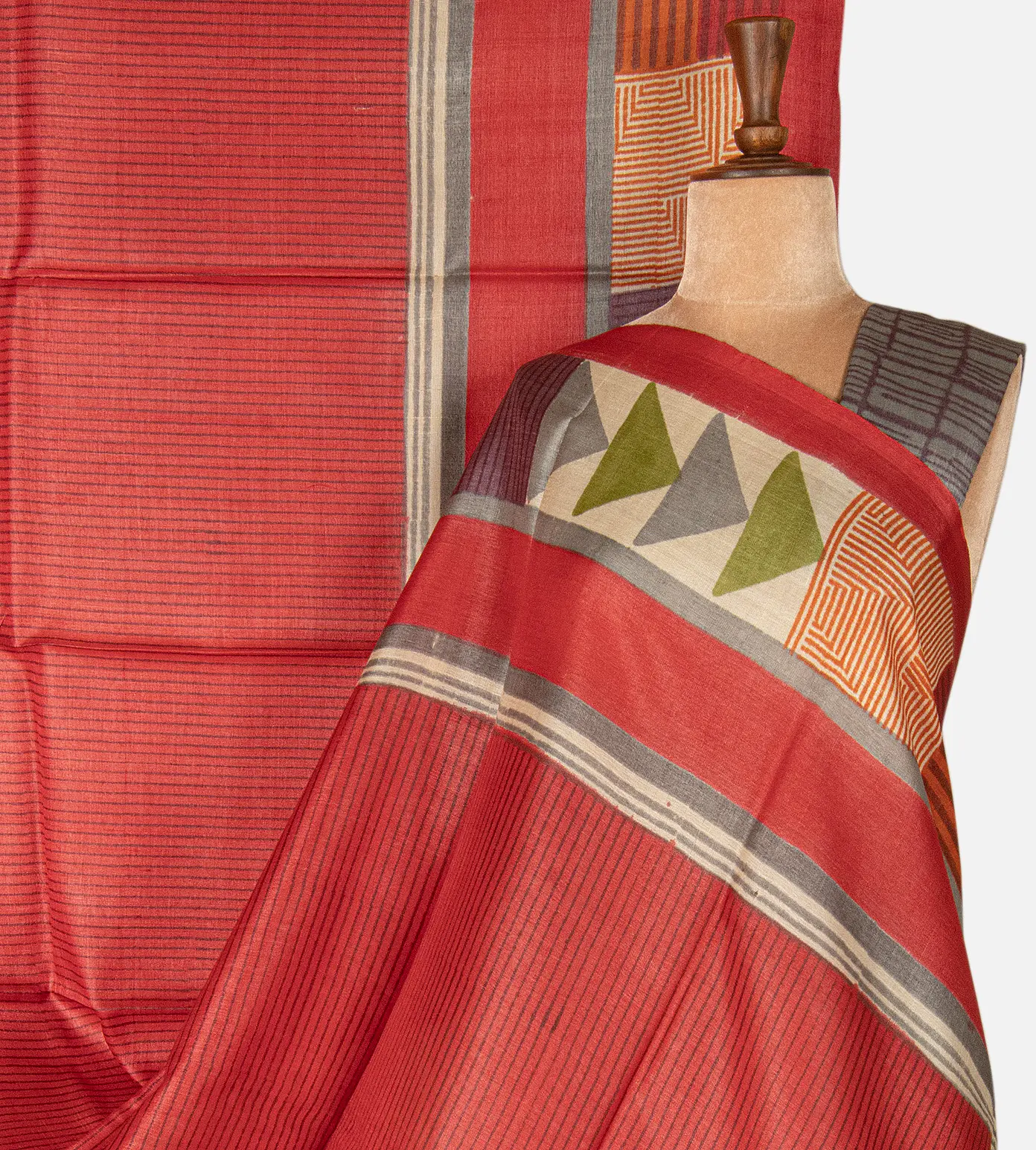 red-tussar-printed-saree-c0965518-a