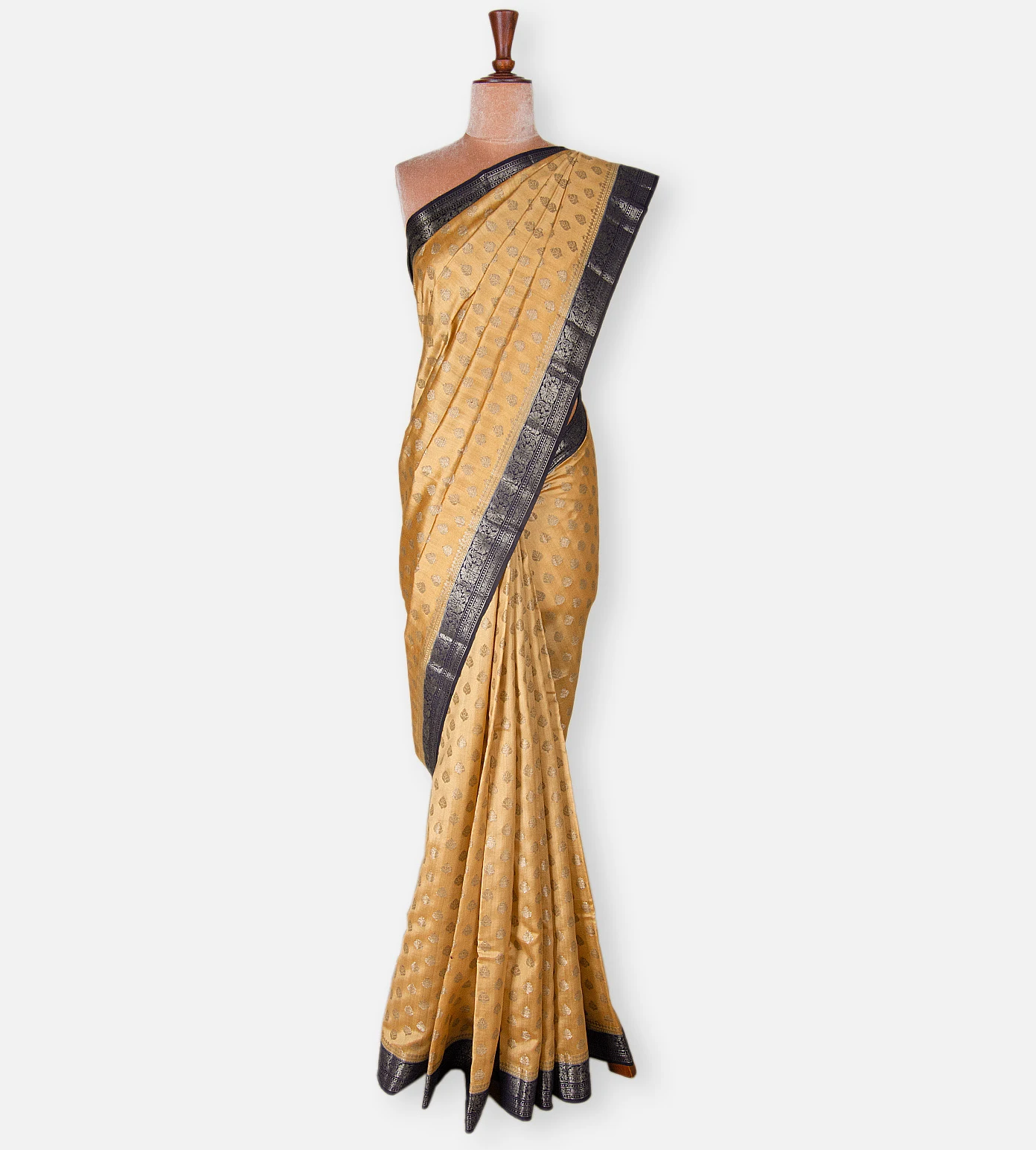 beige-chaniya-silk-saree-d10133330-b