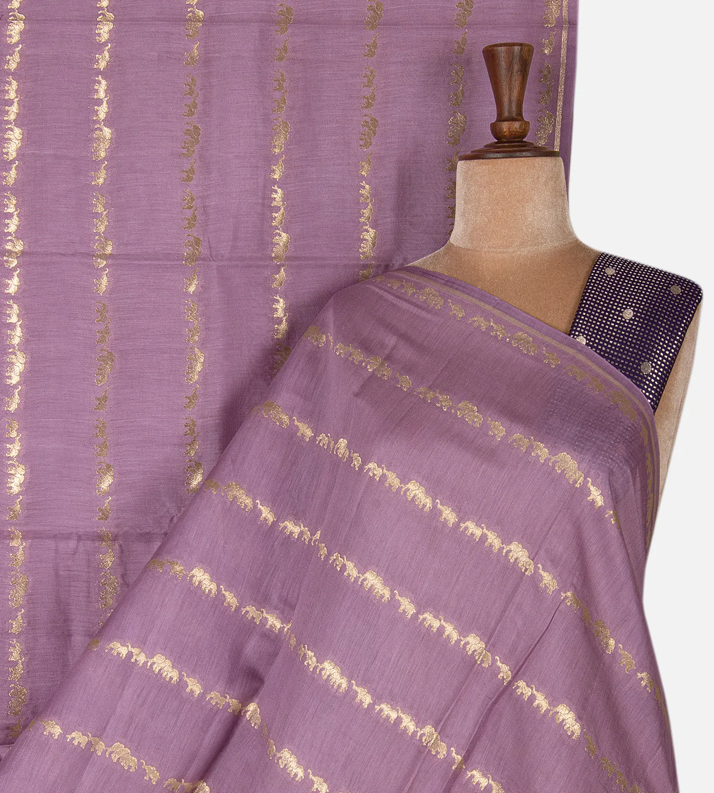 light-pink-chaniya-silk-saree-d09128495-a
