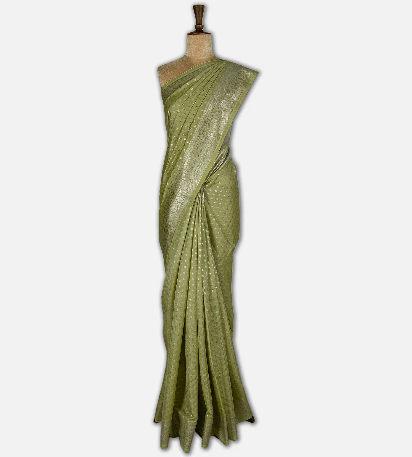 light-green-chaniya-silk-saree-d09128864-b