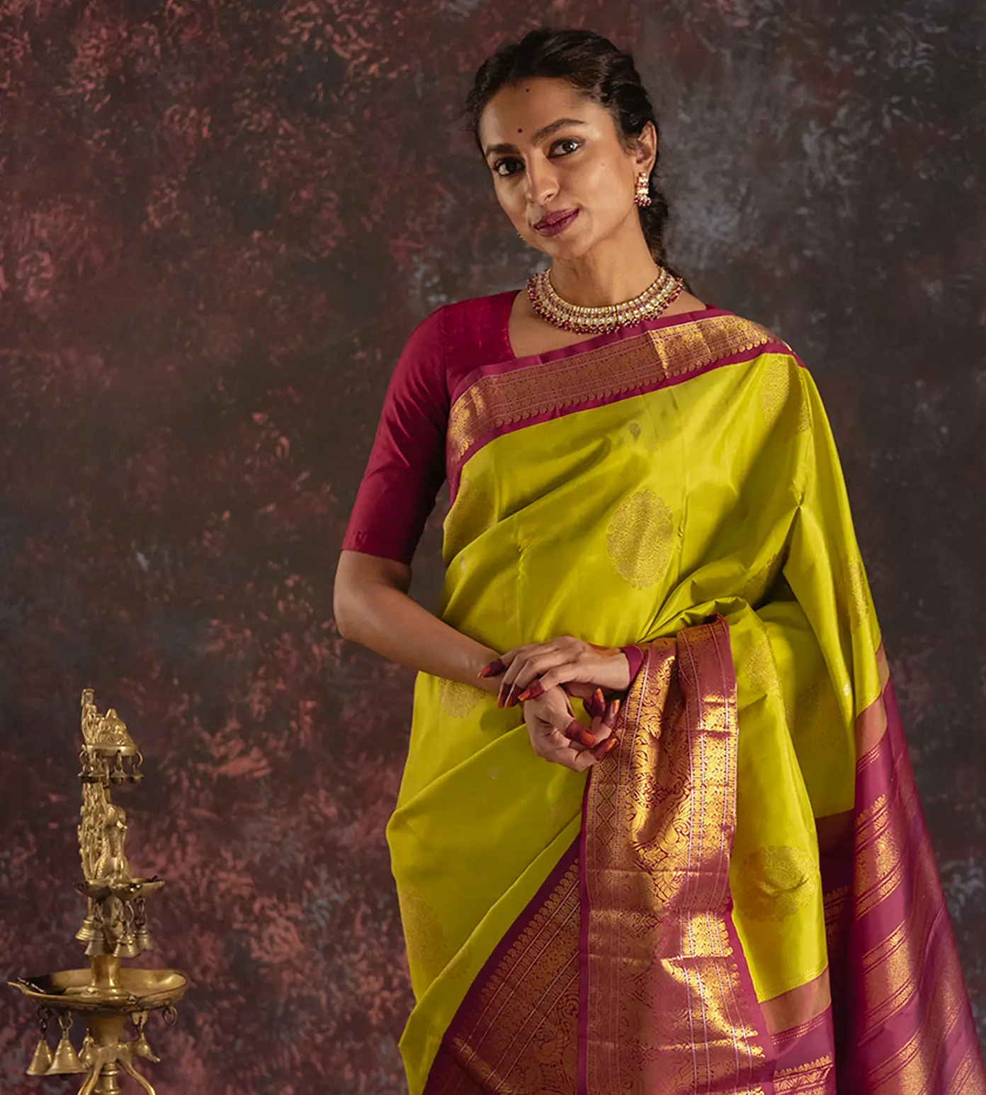 green-kanchipuram-silk-saree-e02148055-a