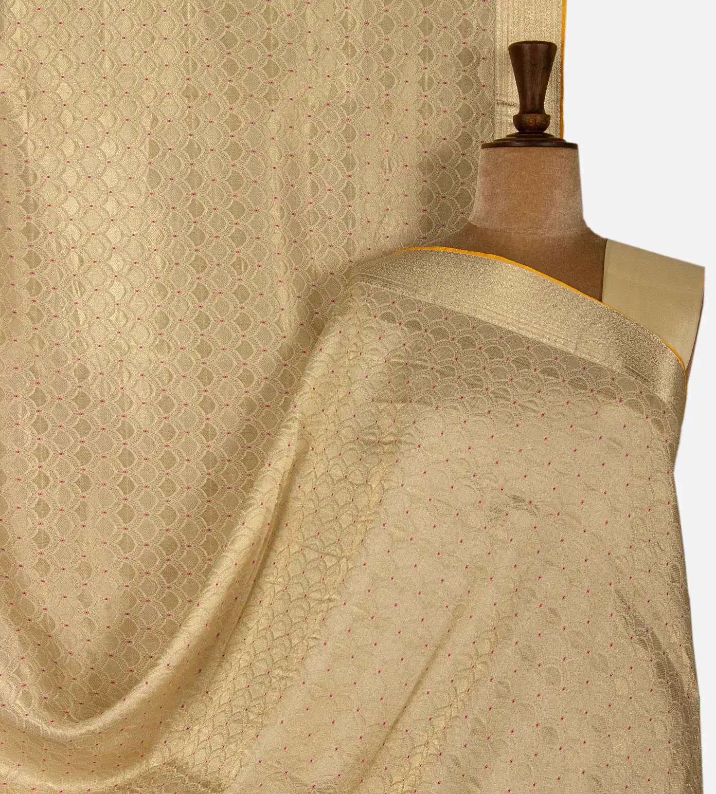 creme-banarasi-crepe-saree-d12141226-a