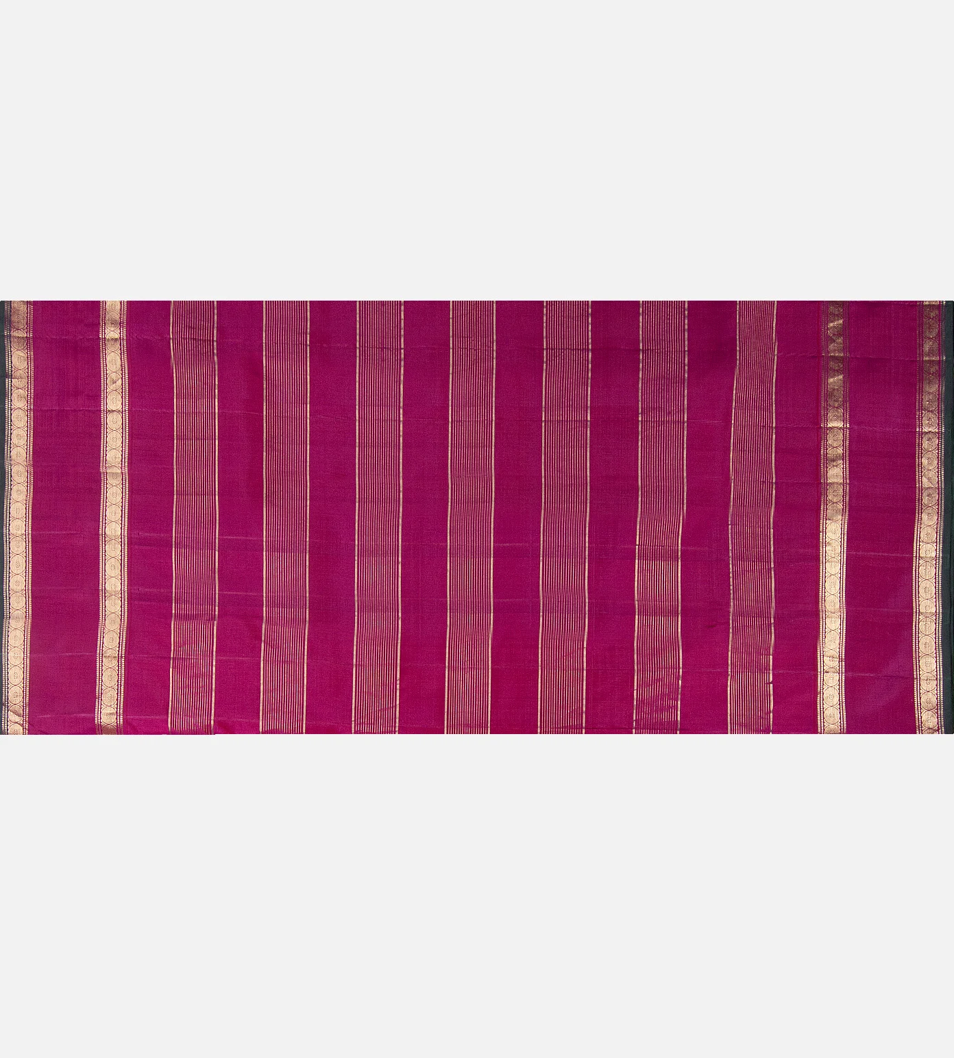 salmon-pink-kanchipuram-silk-saree-d11139767-d