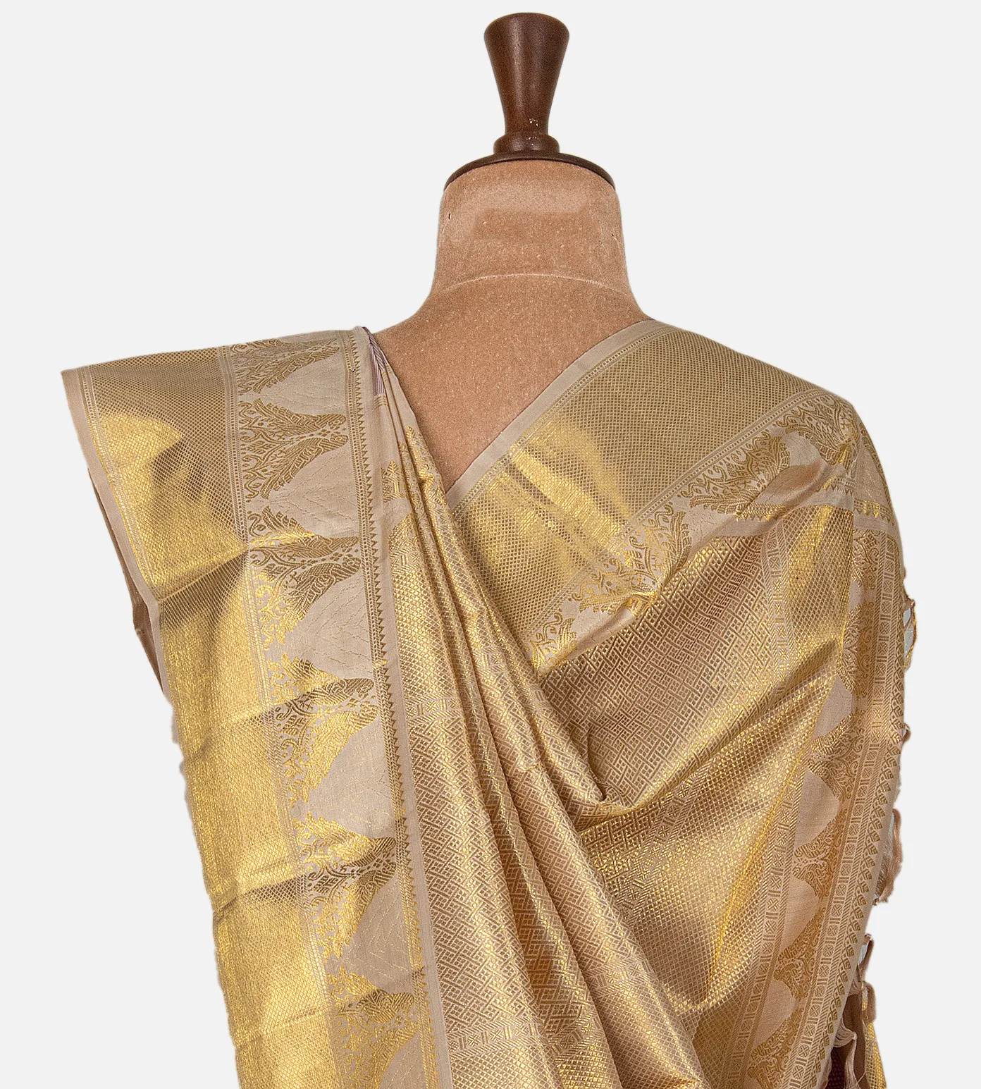 purple-beige-kanchipuram-silk-saree-e01145569-c