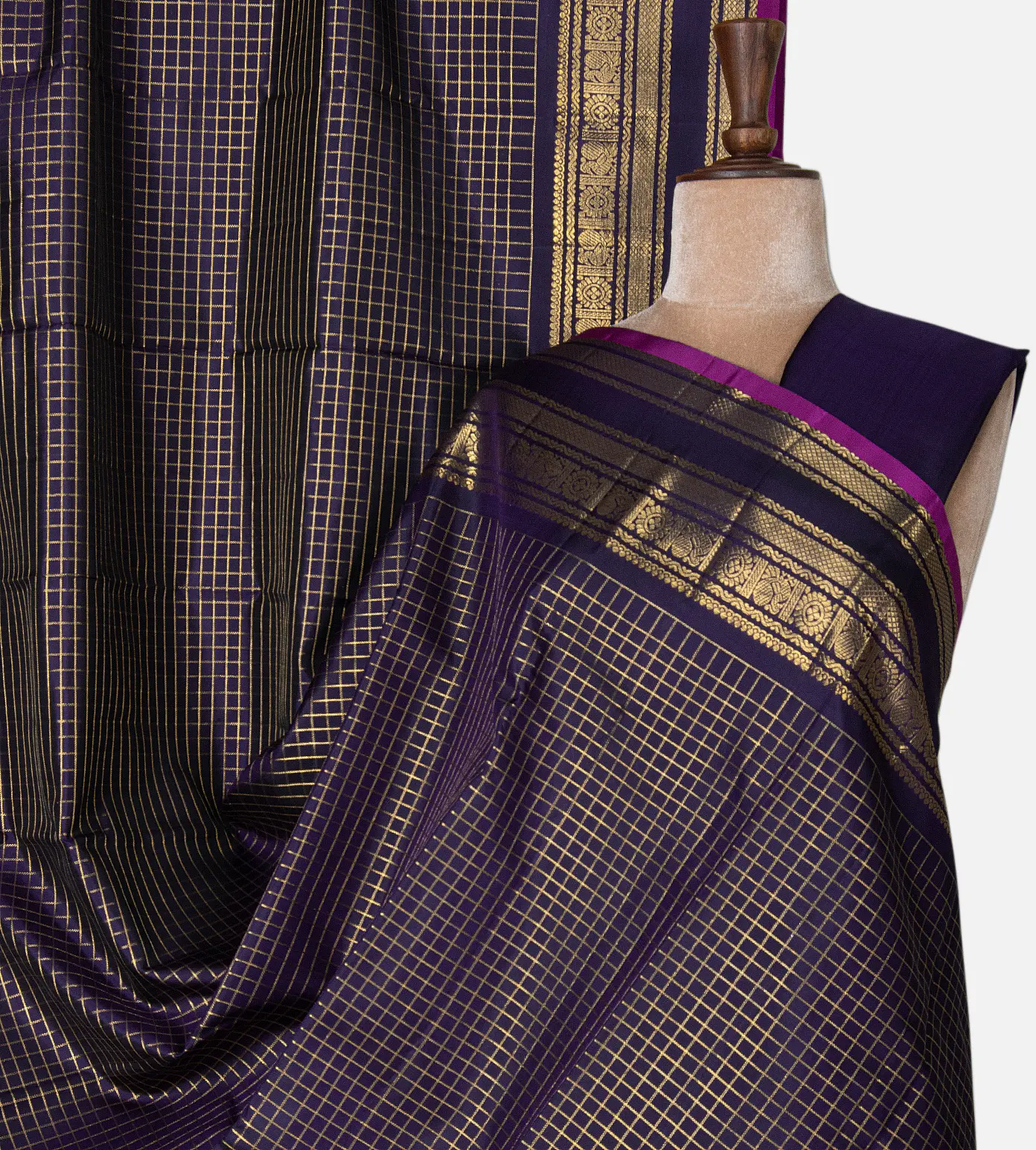 deep-blue-kanchipuram-silk-saree-d12141580-a