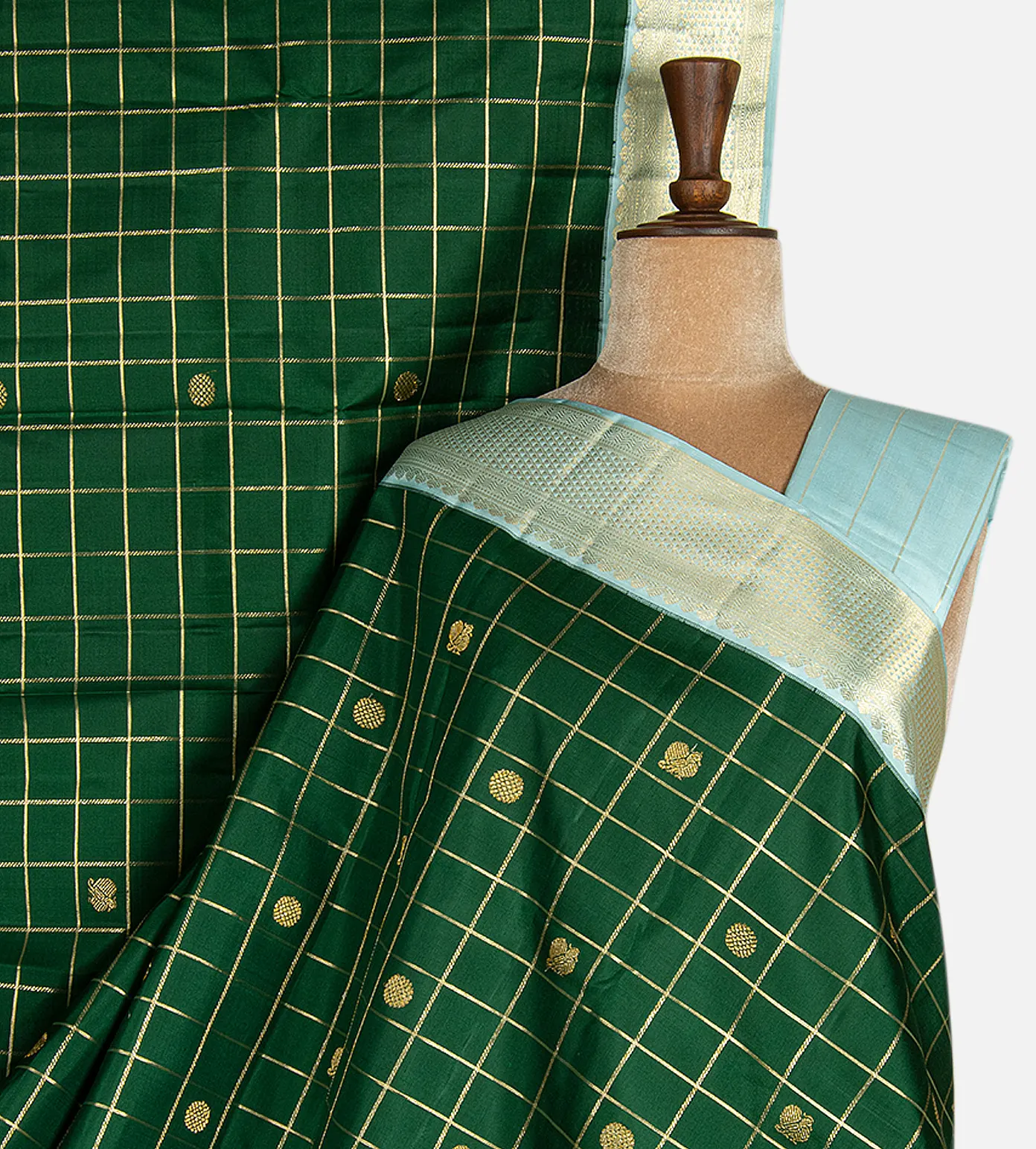 green-kanchipuram-silk-saree-e02148501-a