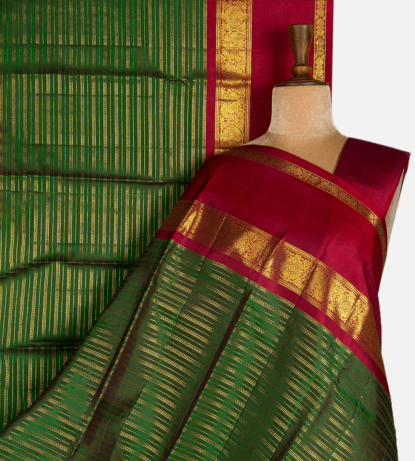 green-kanchipuram-silk-saree-e01146676-a