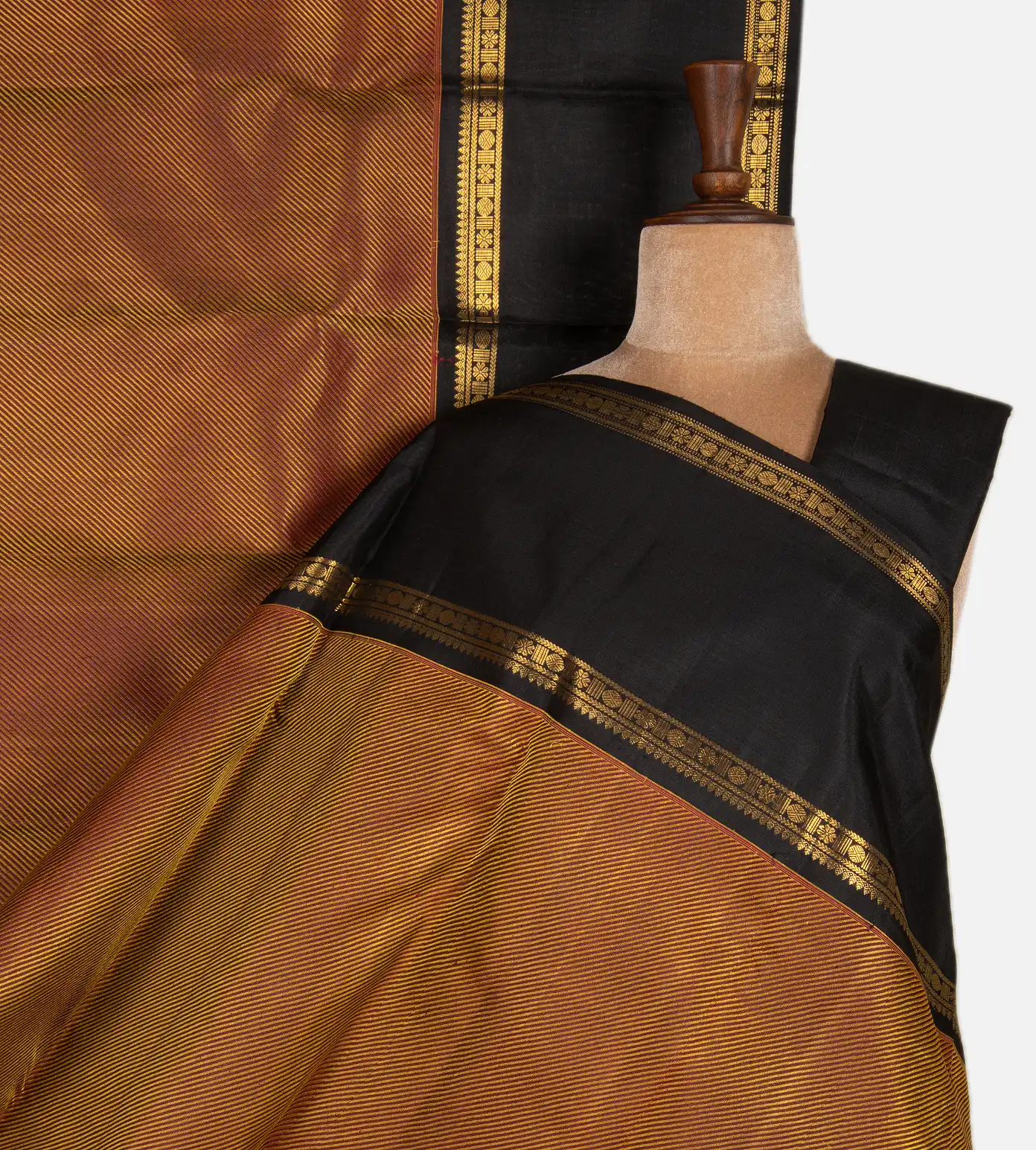 maroon-kanchipuram-silk-saree-d08116708-a