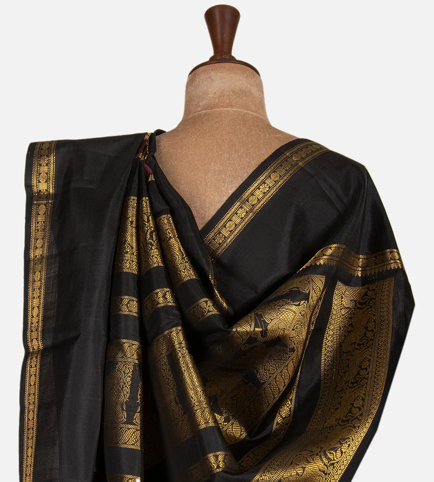 maroon-kanchipuram-silk-saree-d08116708-c