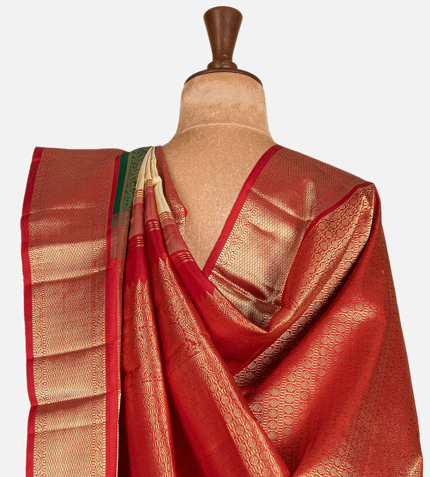 off-white-kanchipuram-silk-saree-e01144748-c