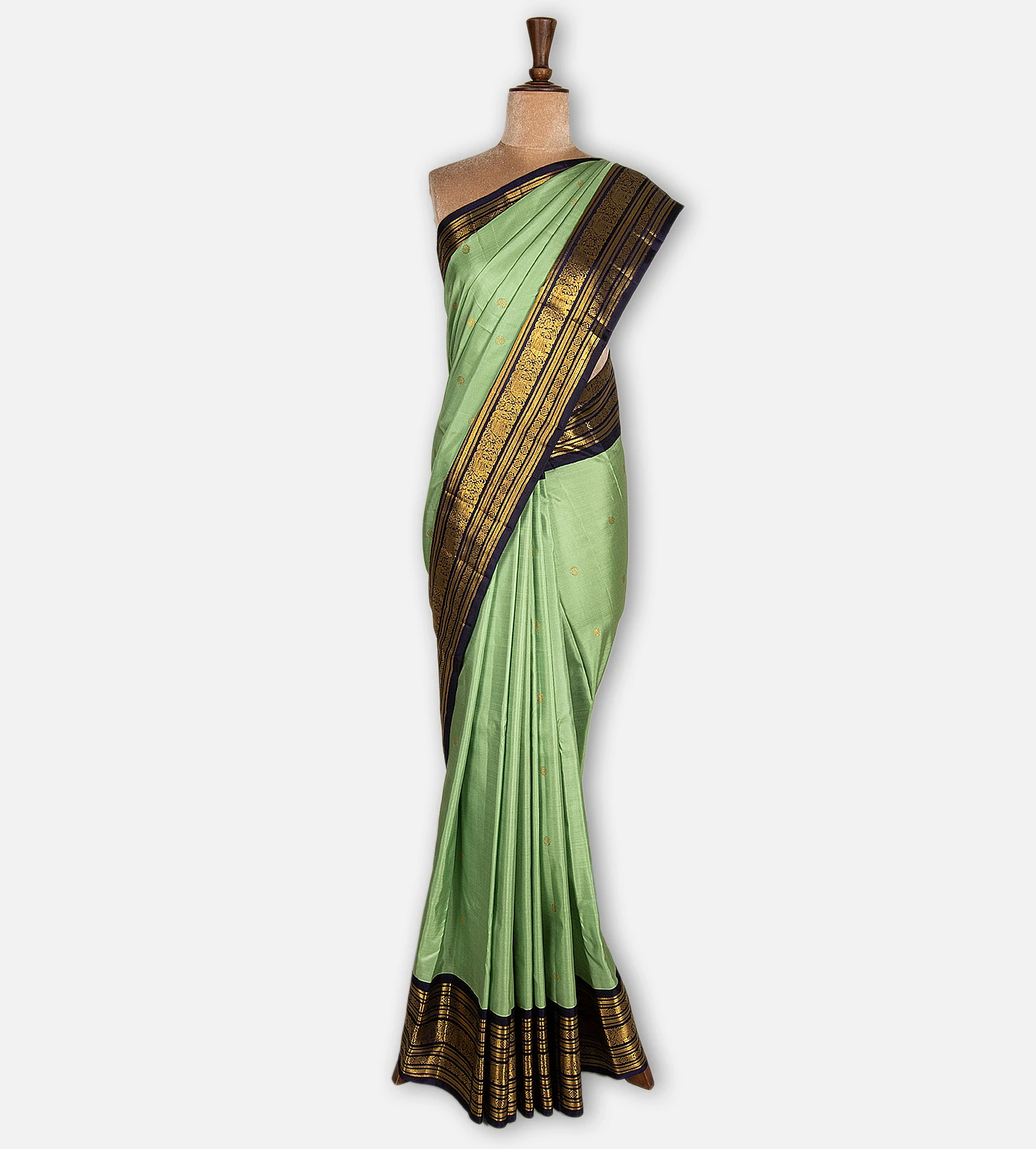 pastel-green-kanchipuram-silk-saree-e01146689-b
