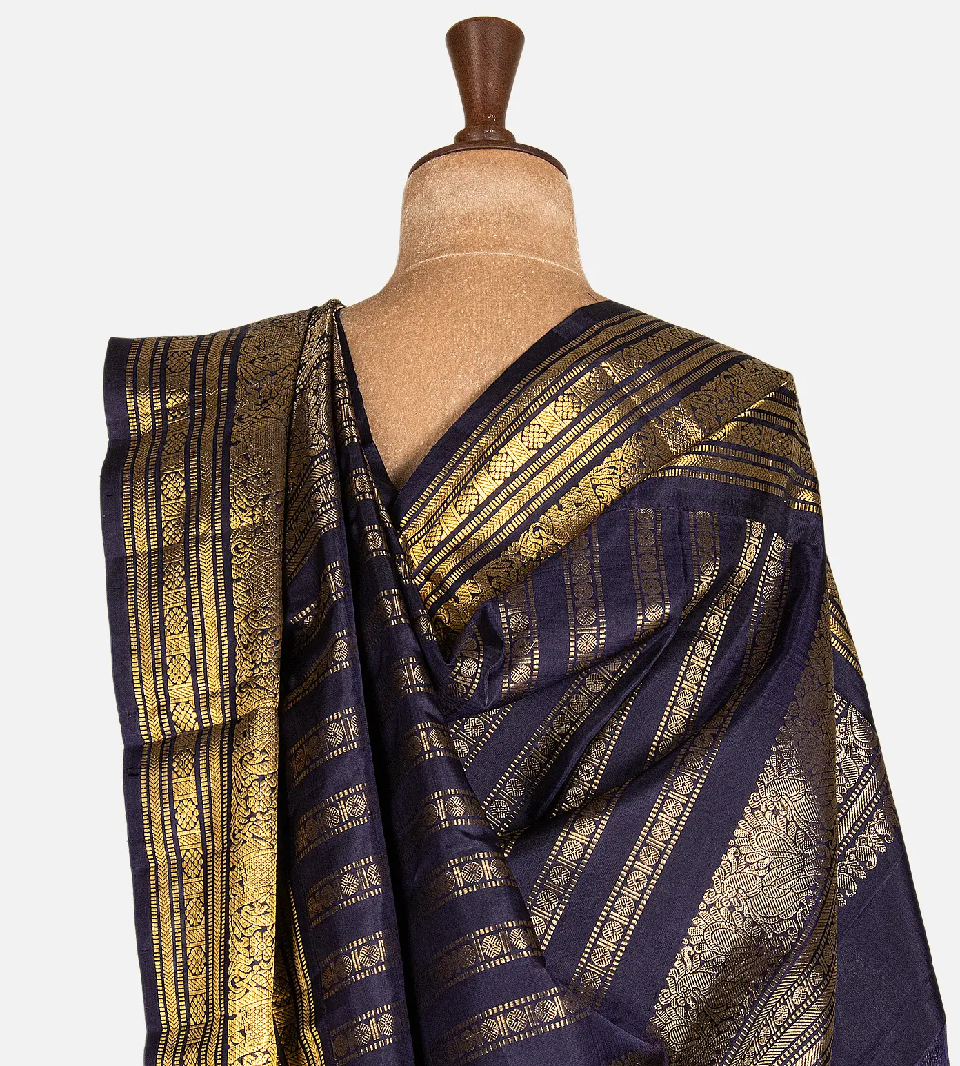 pastel-green-kanchipuram-silk-saree-e01146689-c