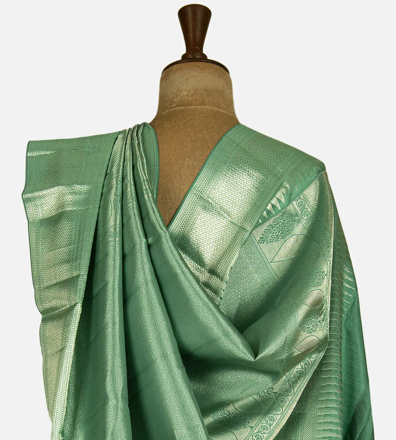 pastel-green-kanchipuram-silk-saree-d09126651-c