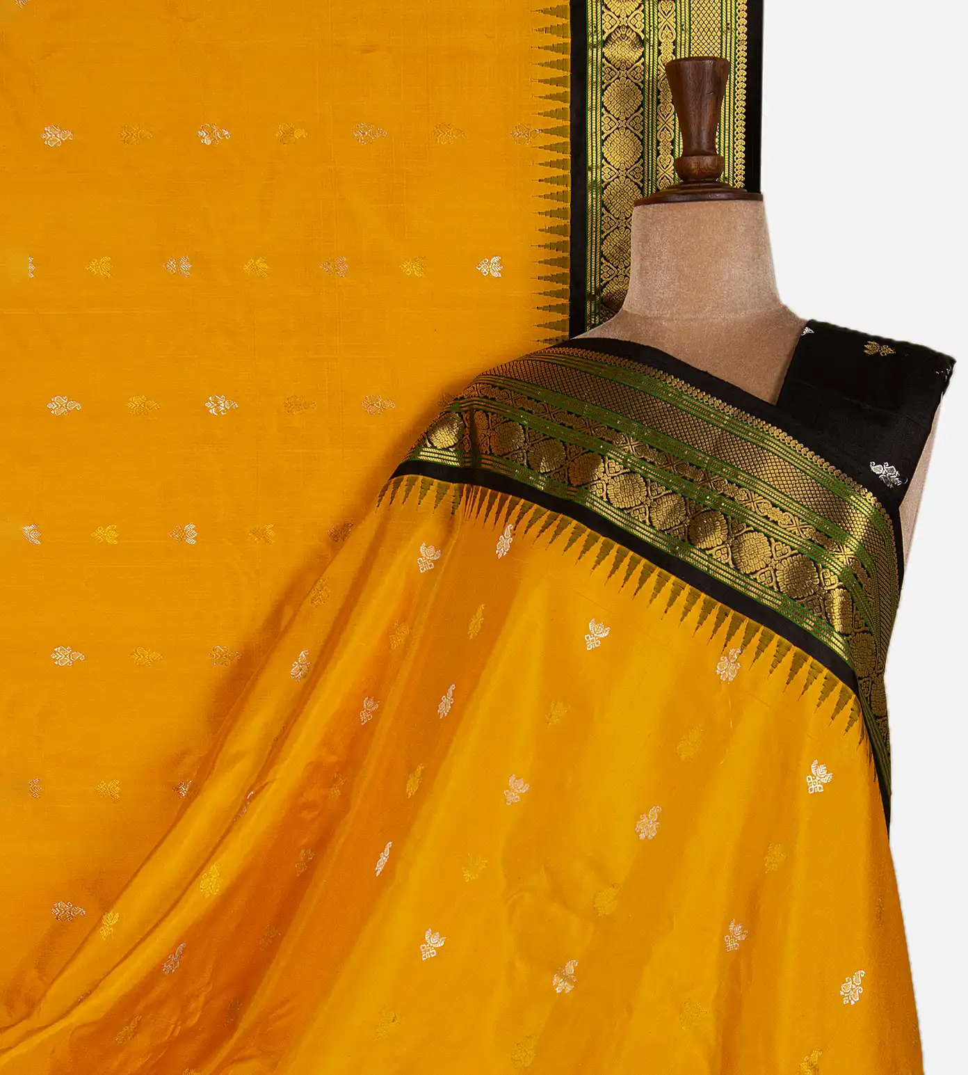 yellow-gadwal-silk-saree-d11136908-a