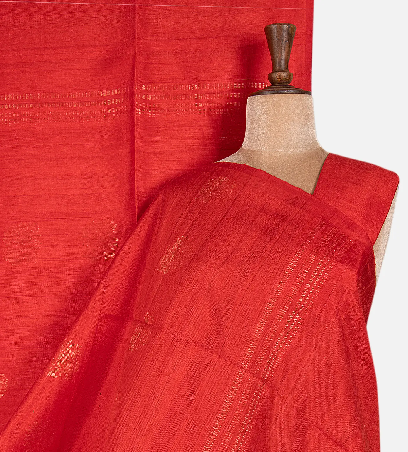 red-soft-silk-saree-d11137112-a
