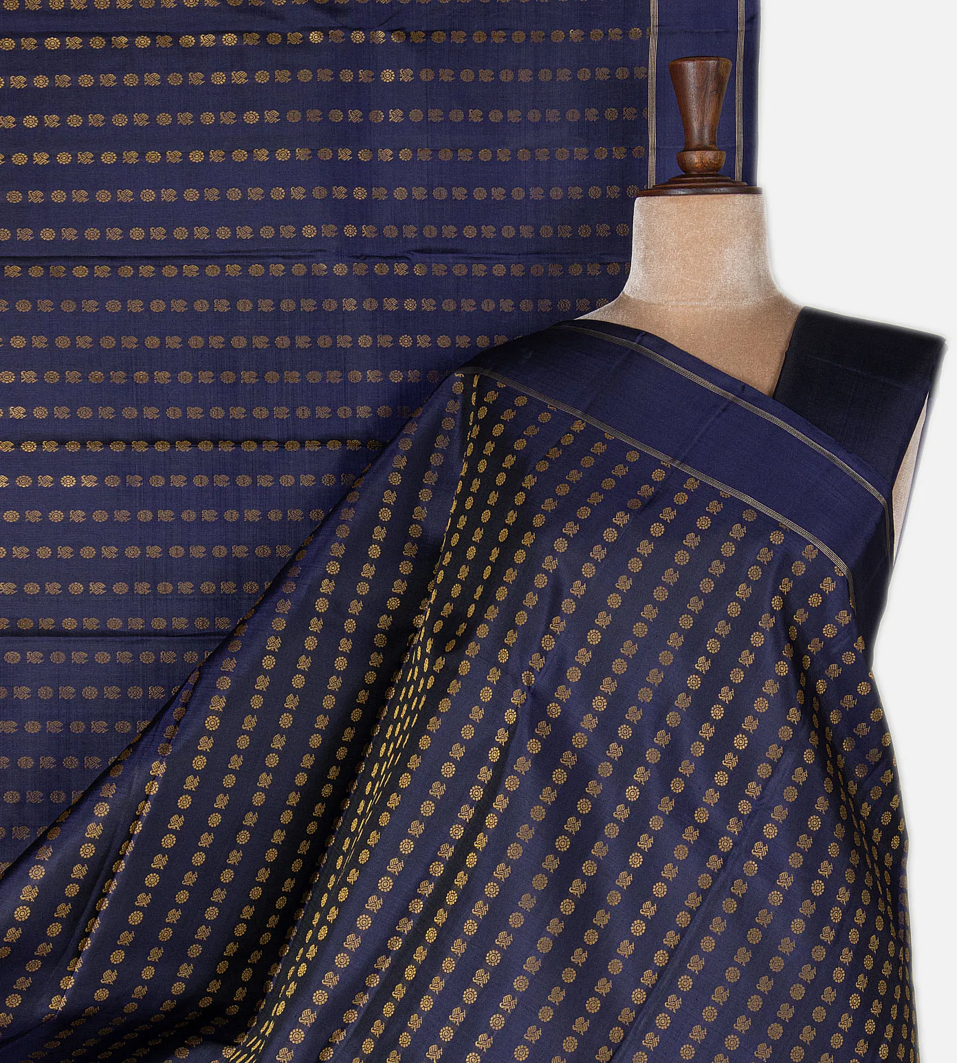 blue-kanchipuram-silk-saree-d05106890-a