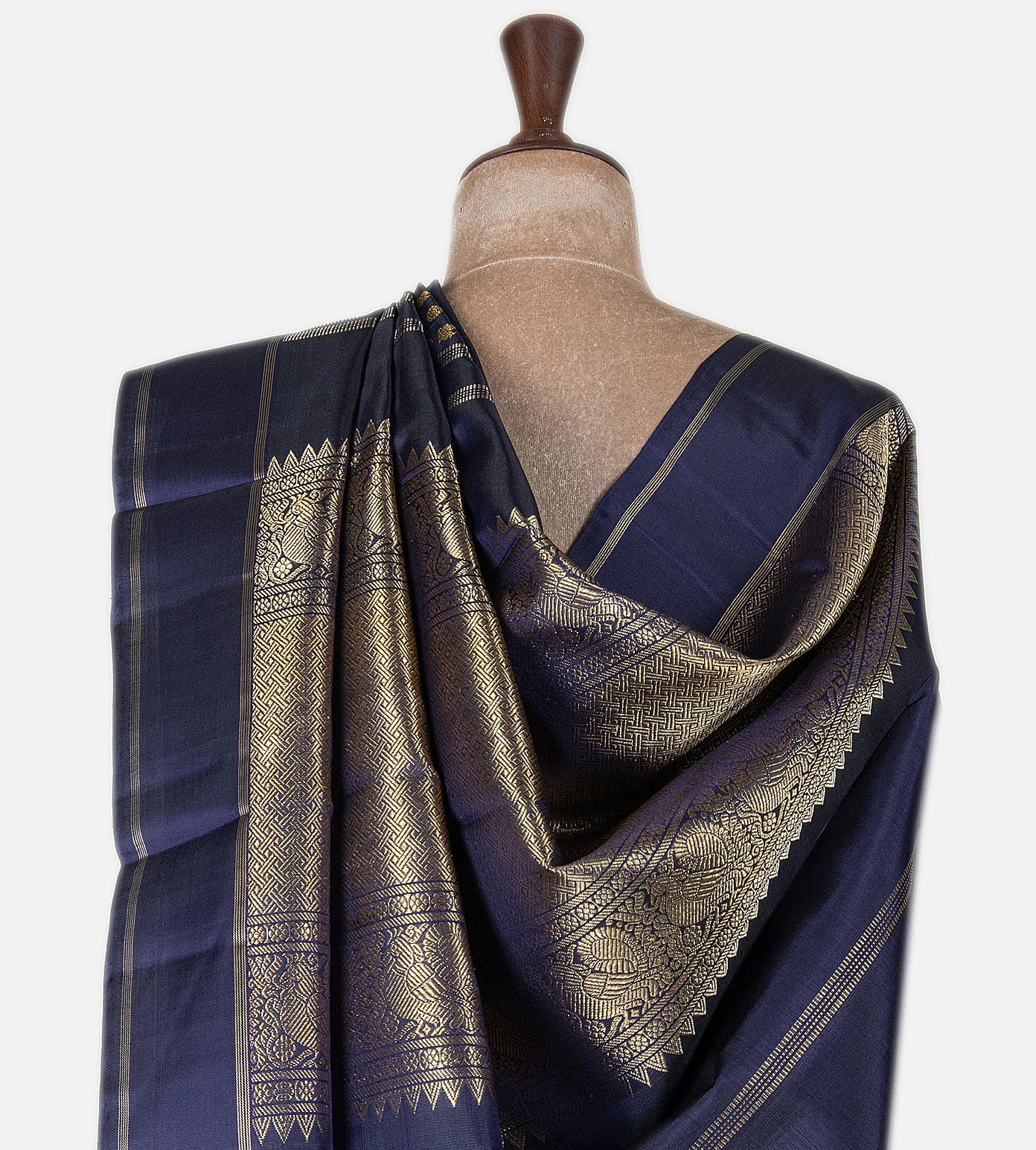 blue-kanchipuram-silk-saree-d05106890-c